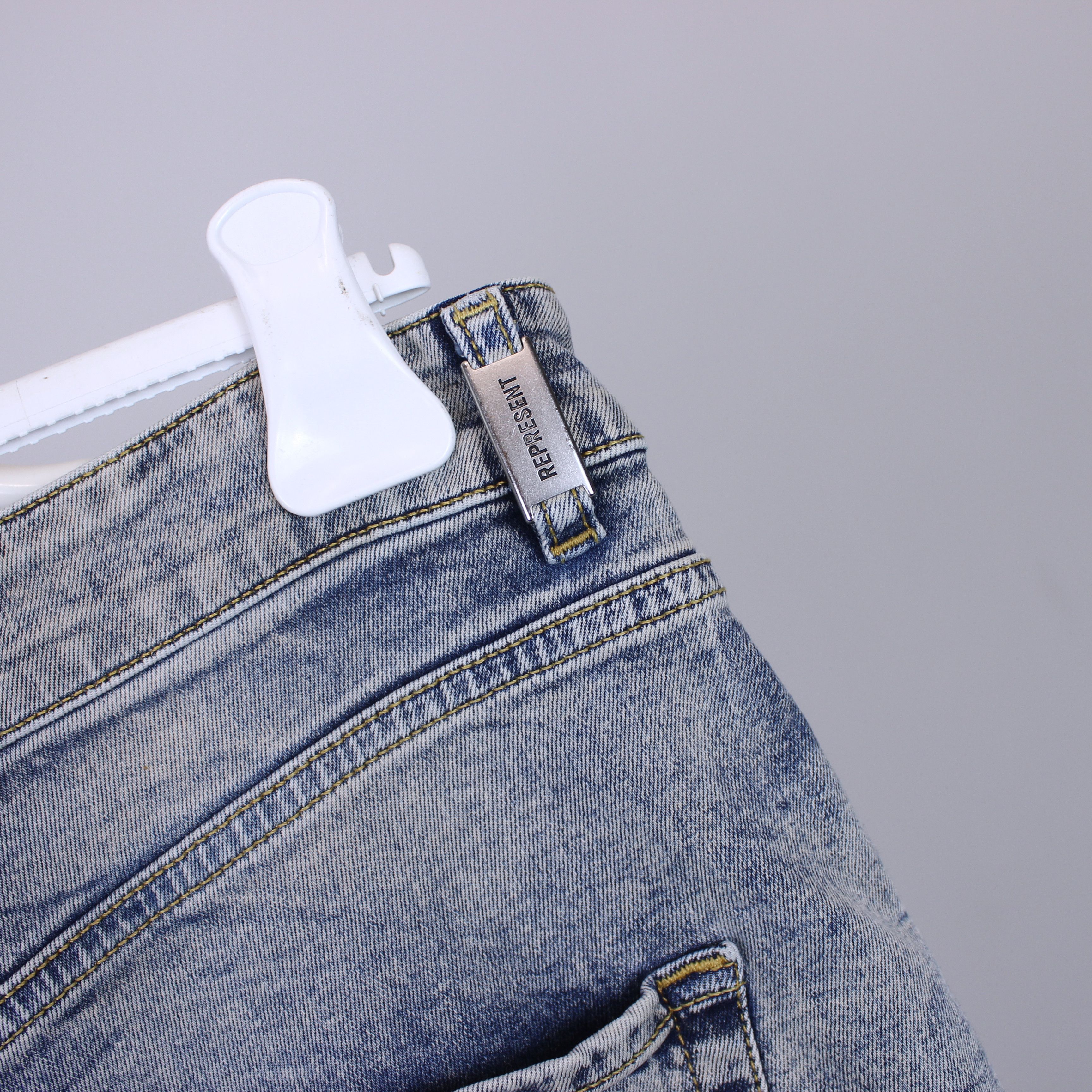 Represent Clo. Represent Clo denim jeans men 29 blue light Size US 29 - 4 Thumbnail