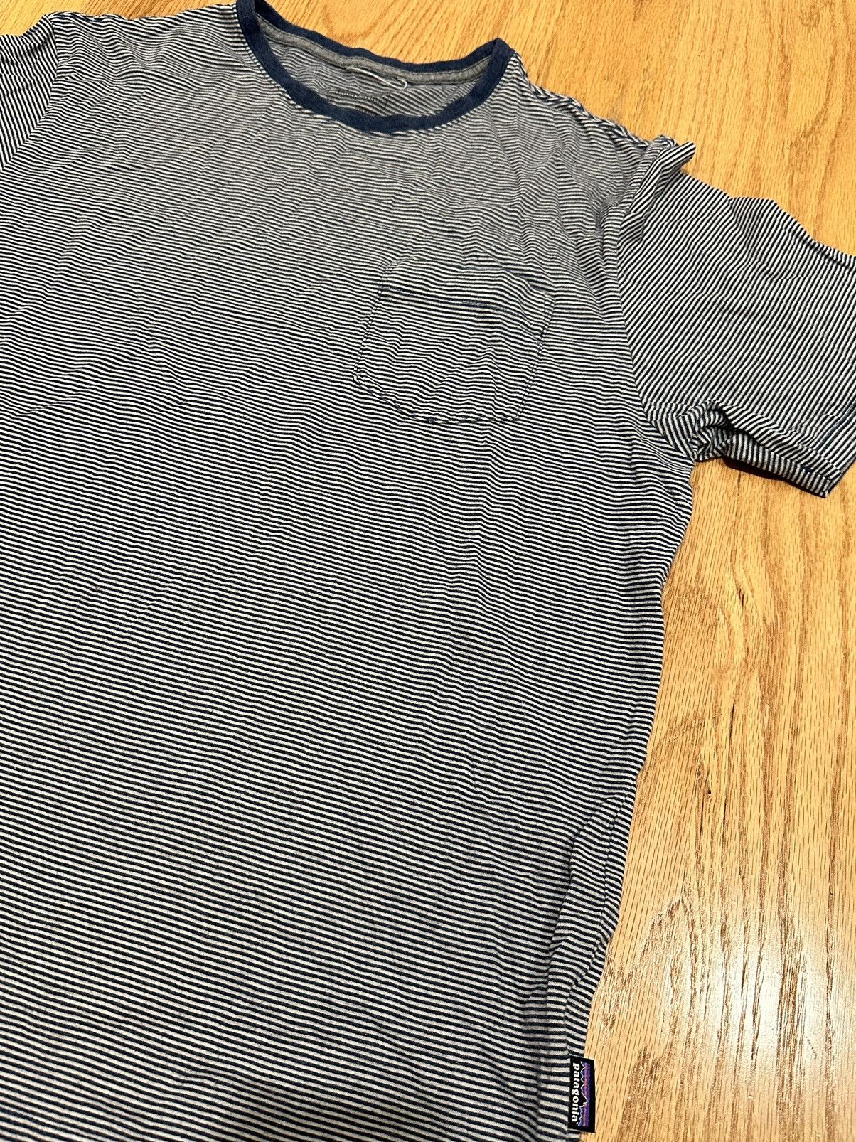 Patagonia Patagonia Pocket T Shirt Striped Navy Outdoor Size US M / EU 48-50 / 2 - 3 Thumbnail