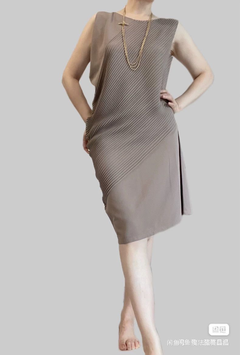 Issey Miyake Issey Miyake A pale pink dress Size M / US 6-8 / IT 42-44 - 2 Thumbnail