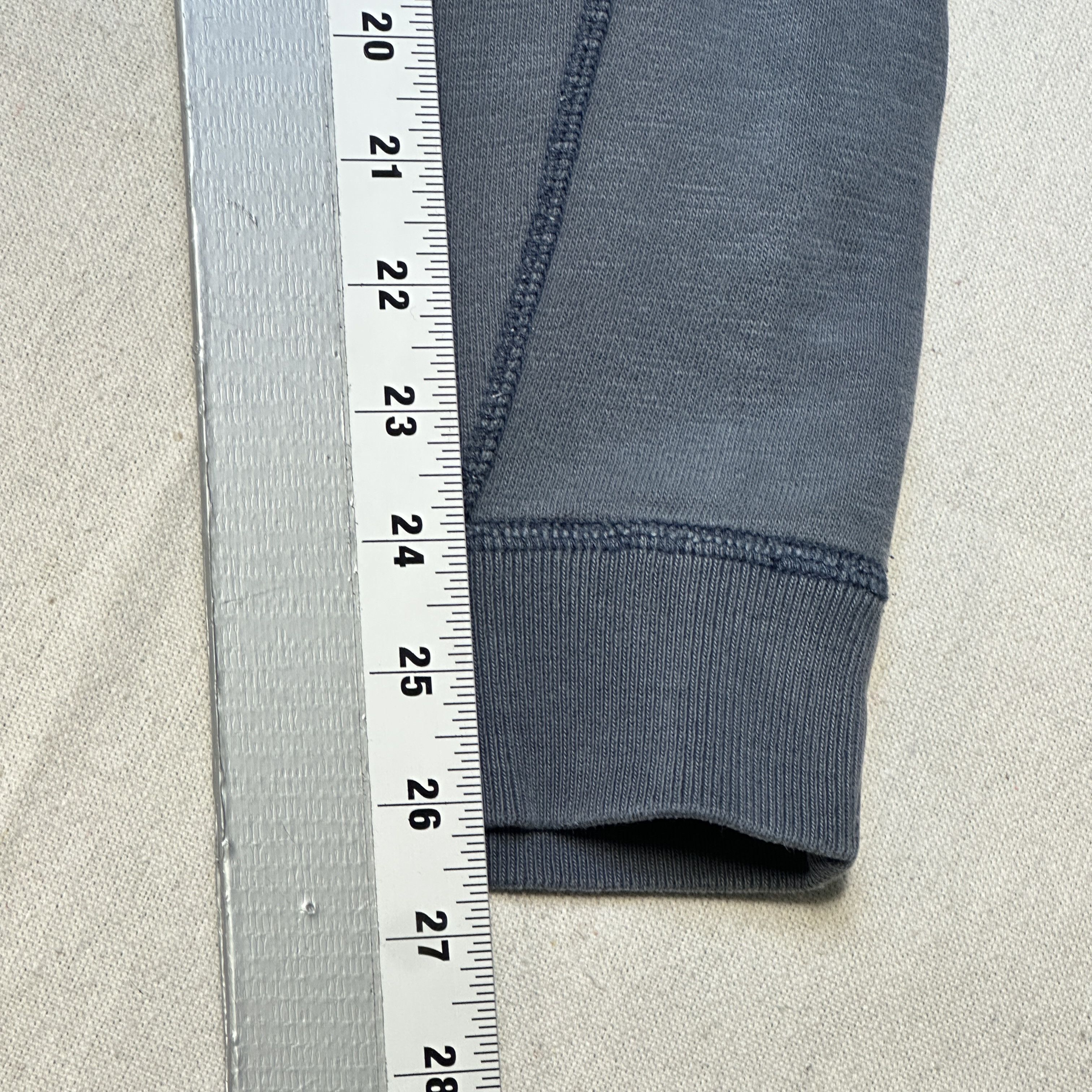 Abercrombie & Fitch Vintage Abercrombie & Fitch Two-Tone Pullover Hoodie Size Small Size US S / EU 44-46 / 1 - 7 Thumbnail
