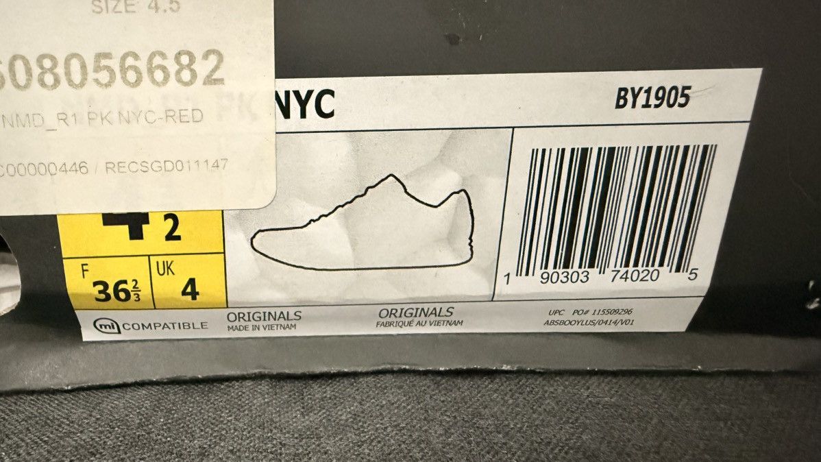 Adidas Adidas NMD R1 NYC Red Apple Size US 5 / EU 37 - 13 Thumbnail