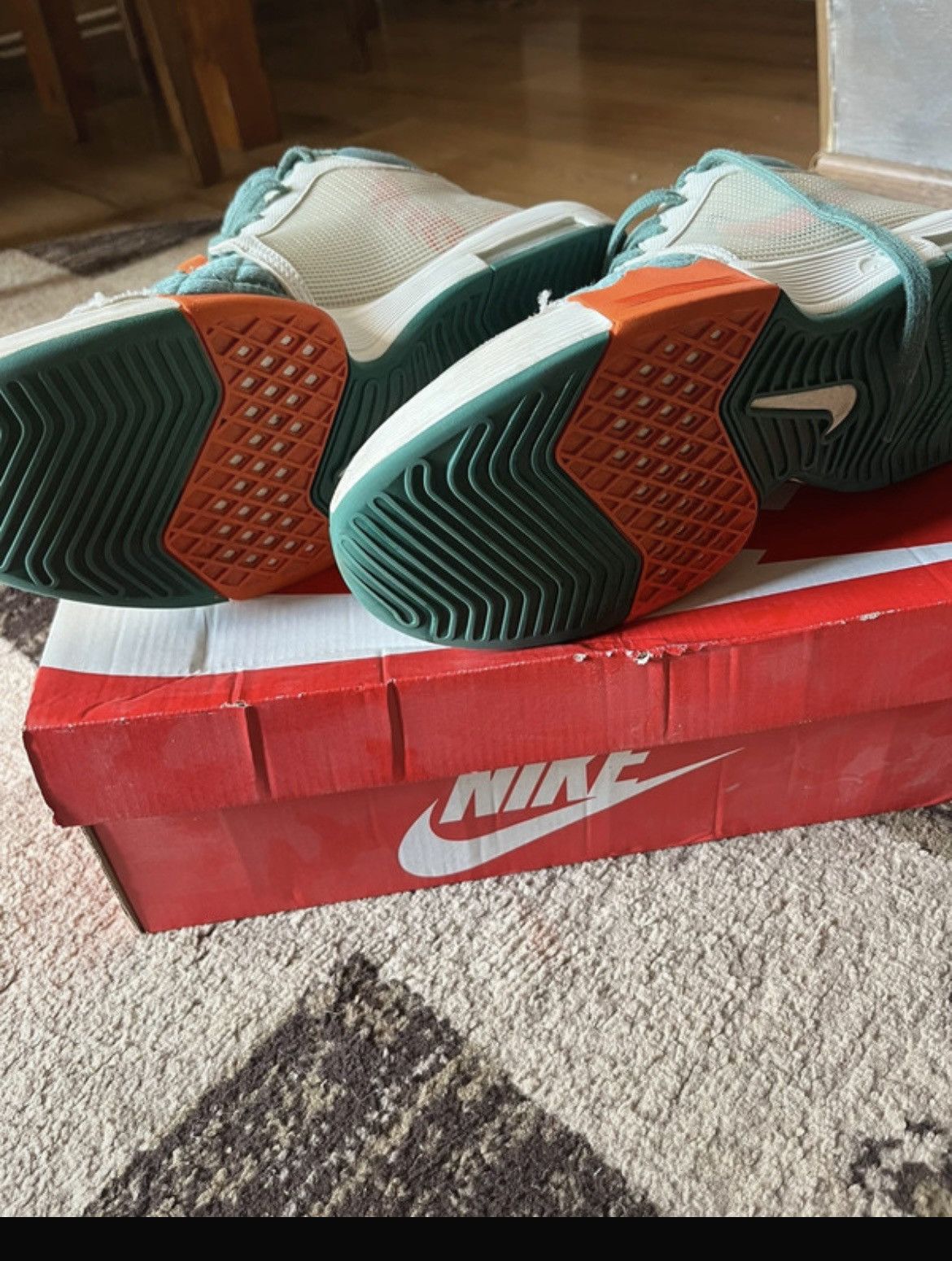 Nike Nike Lebron Witness 8 Size US 11 / EU 44 - 3 Thumbnail