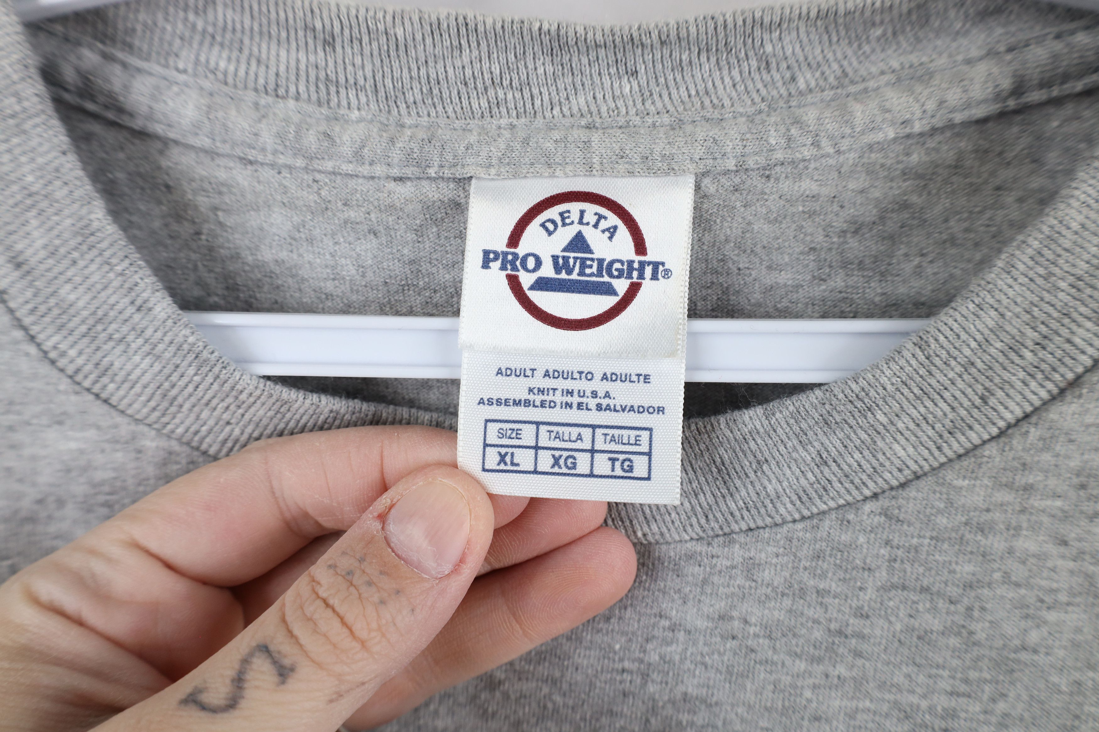 Vintage Vintage Old English D Detroit Tigers Baseball T-Shirt Gray Size US XL / EU 56 / 4 - 9 Thumbnail