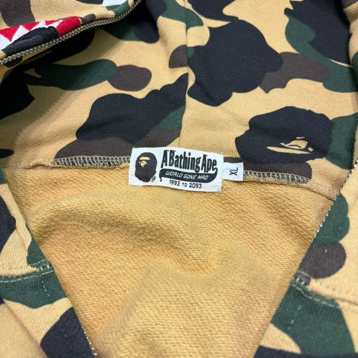 Bape CAMO SHARK FULL ZIP HOODIE Size US XL / EU 56 / 4 - 7 Thumbnail