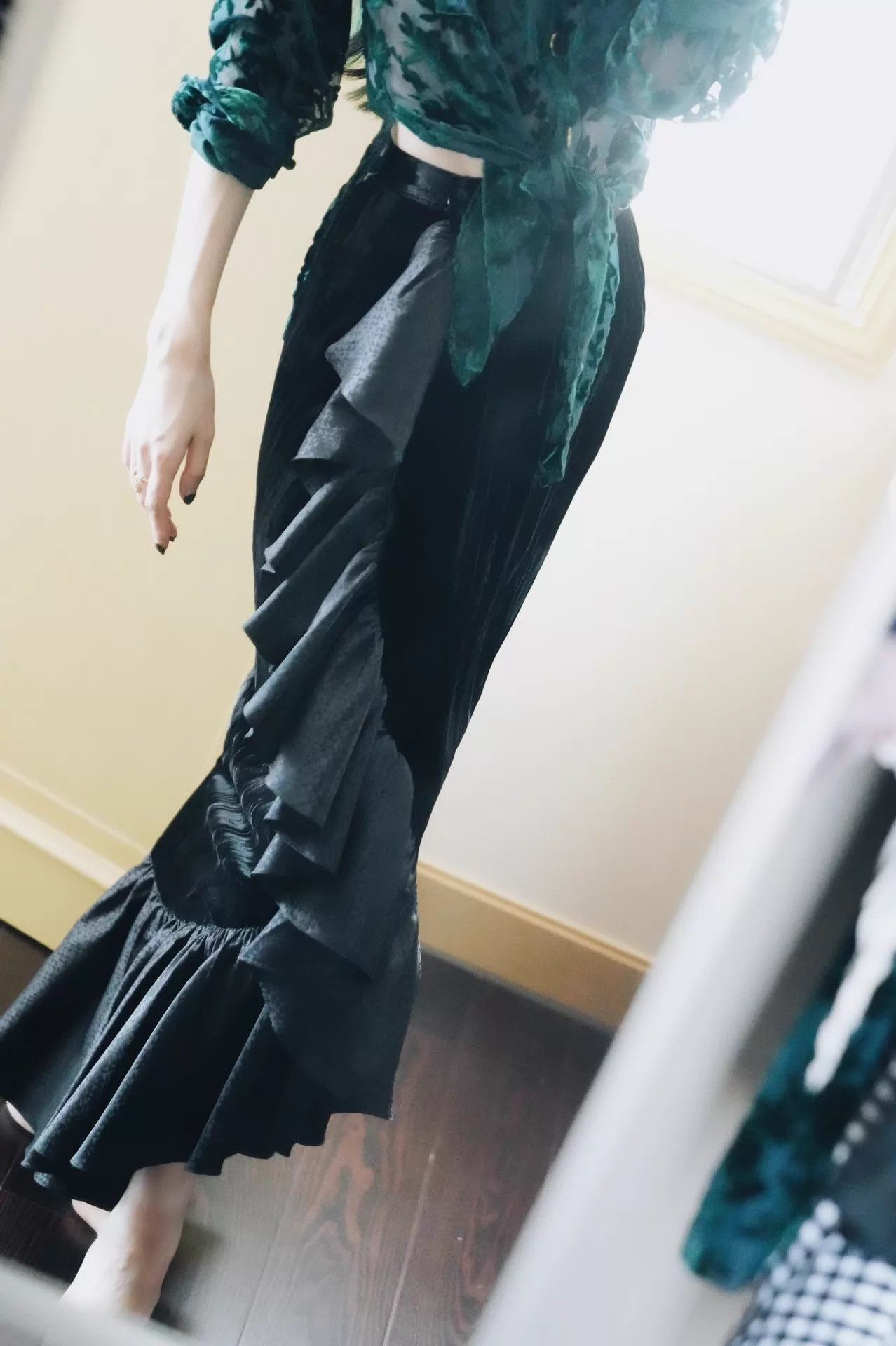 Other Vieuxnew Silk Velvet Ruff One-Piece Wrap Skirt Size 26" / US 2 / IT 38 - 8 Thumbnail