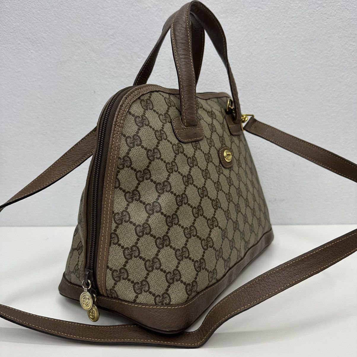 Vintage ‼️YES‼️ AUTHENTIC VINTAGE GUCCI CLASSIC MONOGRAM DONE BAG Size ONE SIZE - 3 Thumbnail