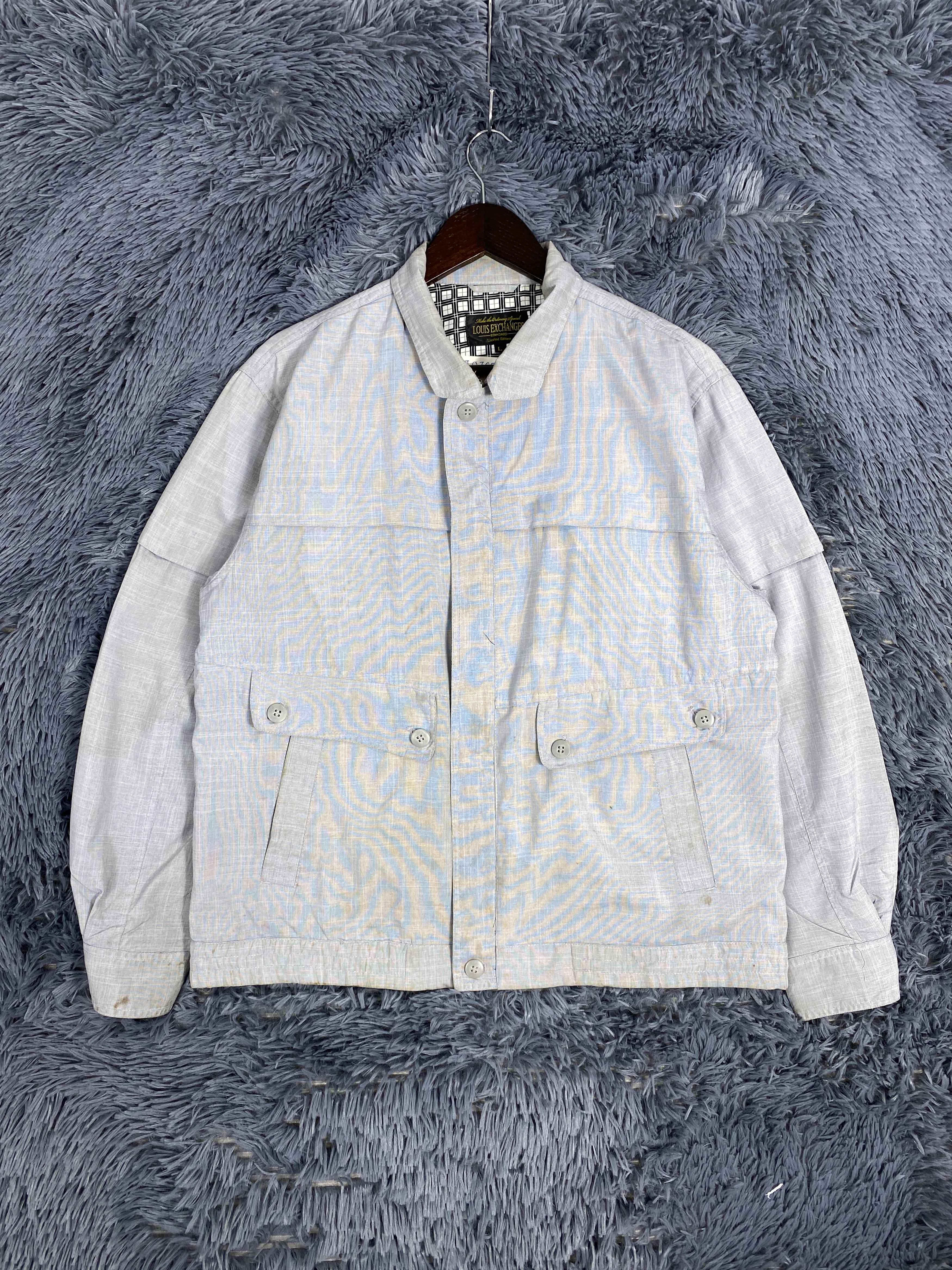 Japanese Brand Vintage Louis Exchanges Zip Up Multi Pocket Light Jacket Size US L / EU 52-54 / 3 - 1 Thumbnail