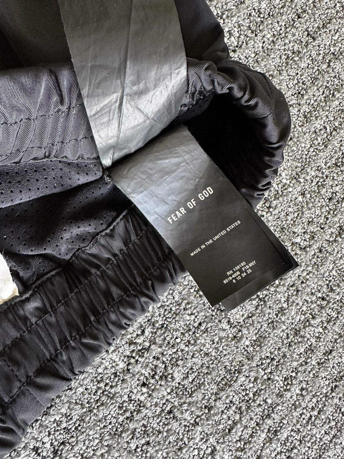 Fear of God FEAR OF GOD Sixth Collection Baggy Nylon Pant XS Size US 30 / EU 46 - 10 Thumbnail