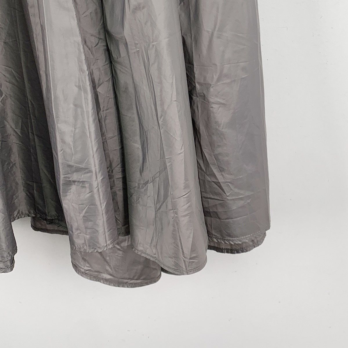 Prada Prada Grey Pleated Long Skirt K26WX Size 26" / US 2 / IT 38 - 4 Thumbnail