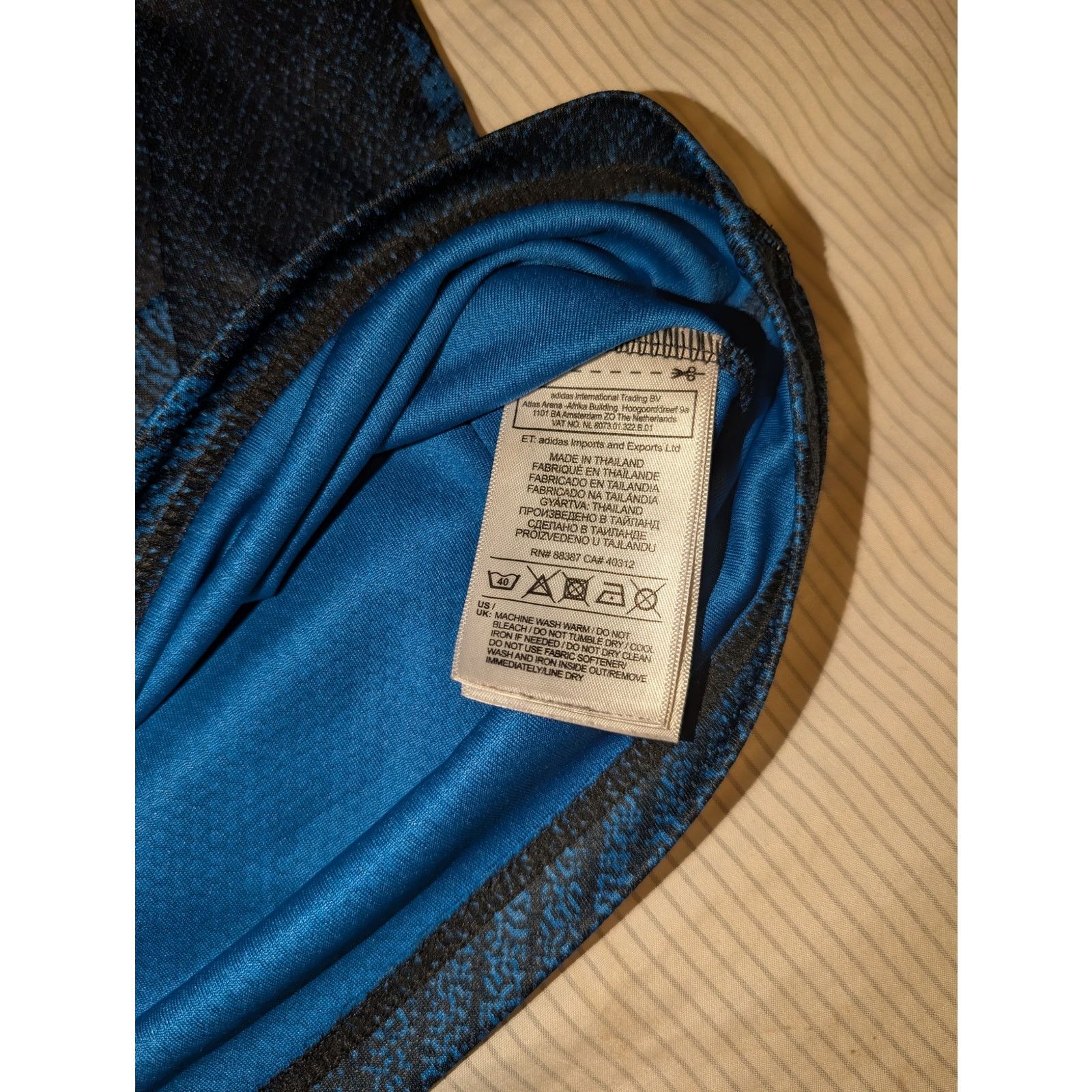 Adidas Manchester United 2021 / 22 Jersey #2 Large Adidas Size US L / EU 52-54 / 3 - 4 Thumbnail