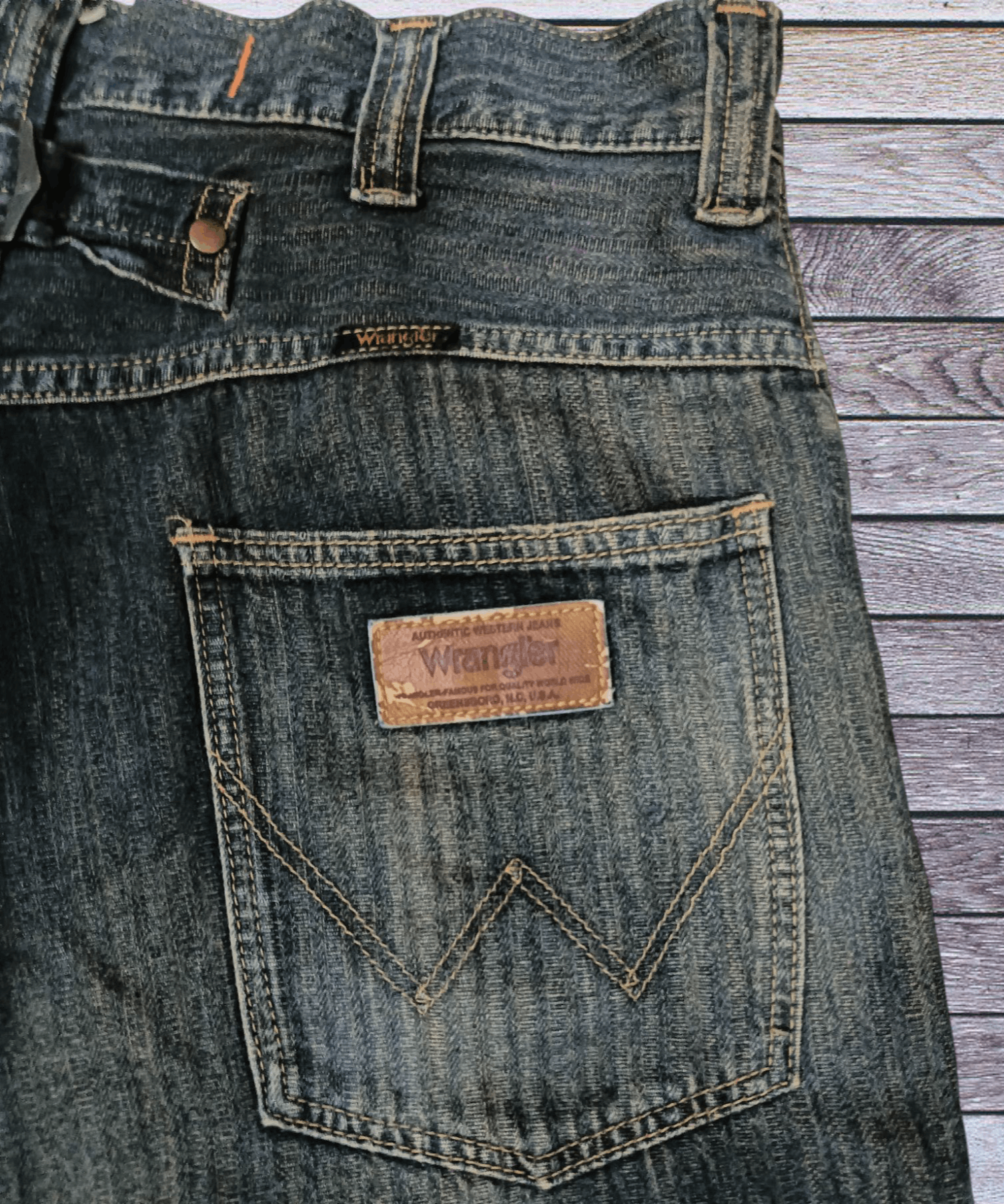 Wrangler WRANGLER BUCKLE BACK FLARE JEANS Size US 33 - 10 Thumbnail