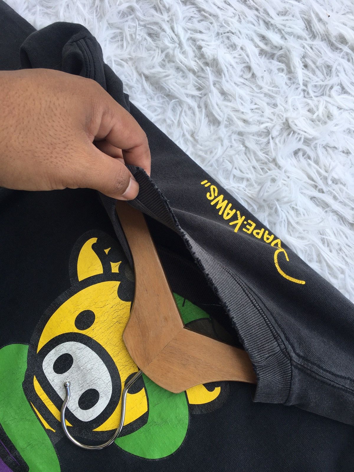 Bape × Kaws Vintage SS2006 Bape x Kaws Baby Milo Giraffe Tee Size US M / EU 48-50 / 2 - 18 Thumbnail