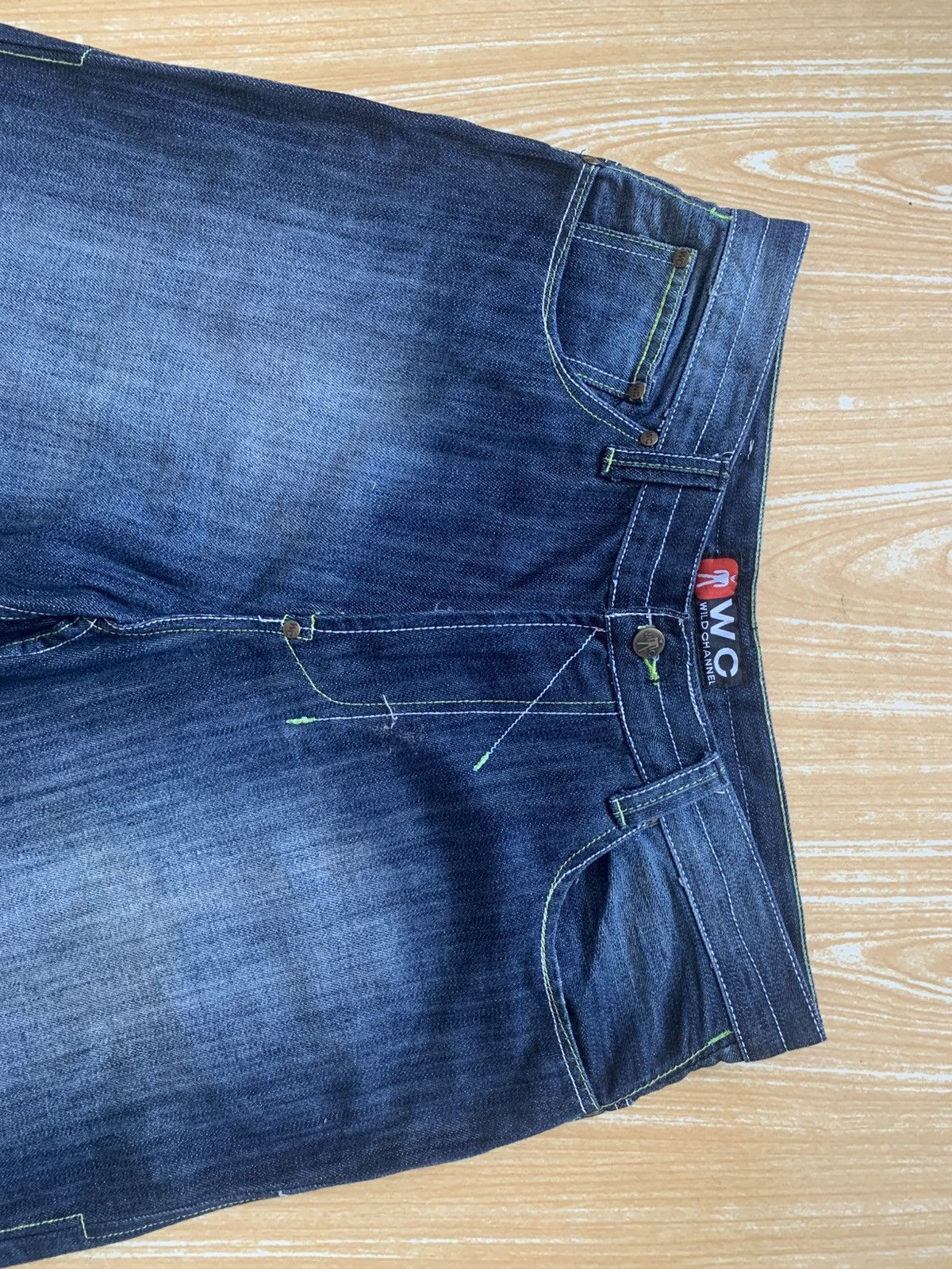 Japanese Brand Wild Channel Out Of This World Embroidered Baggy Short Pants Size US 34 / EU 50 - 11 Thumbnail