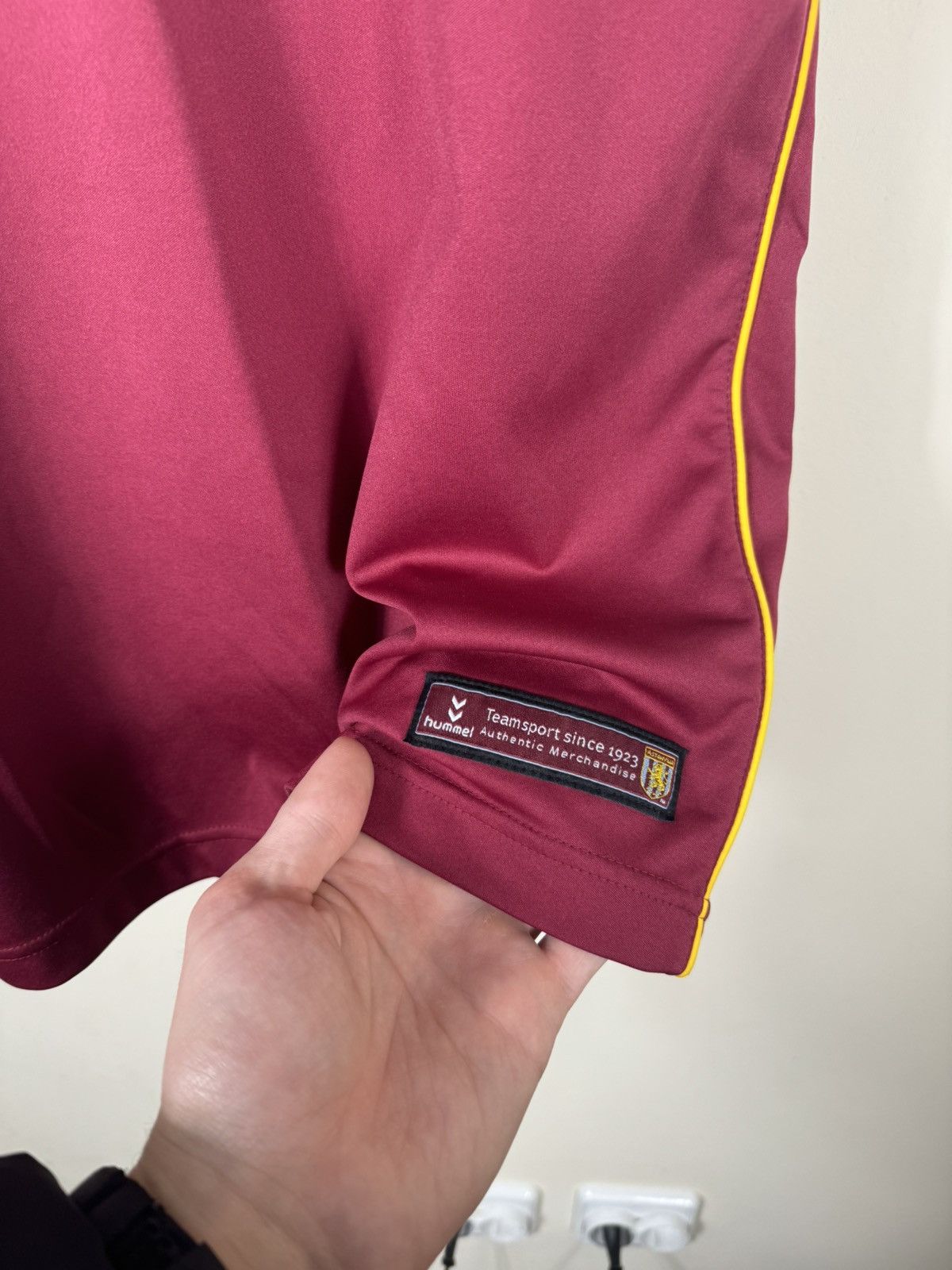 Hummel × Vintage 2005/06 Home Aston Villa Hummel Jersey T-shirt Size US L / EU 52-54 / 3 - 5 Thumbnail