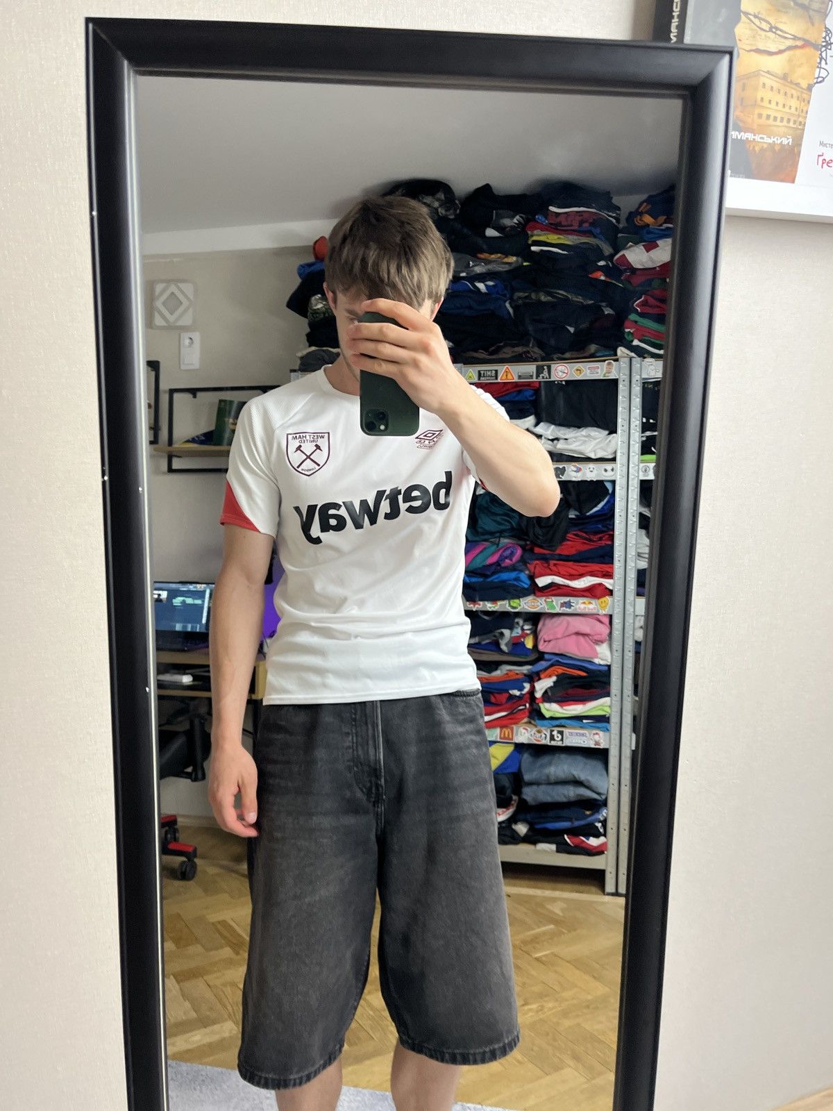 Umbro 2021/22 West Ham Umbro Soccer Training Jersey Football Shirt Size US S / EU 44-46 / 1 - 3 Thumbnail