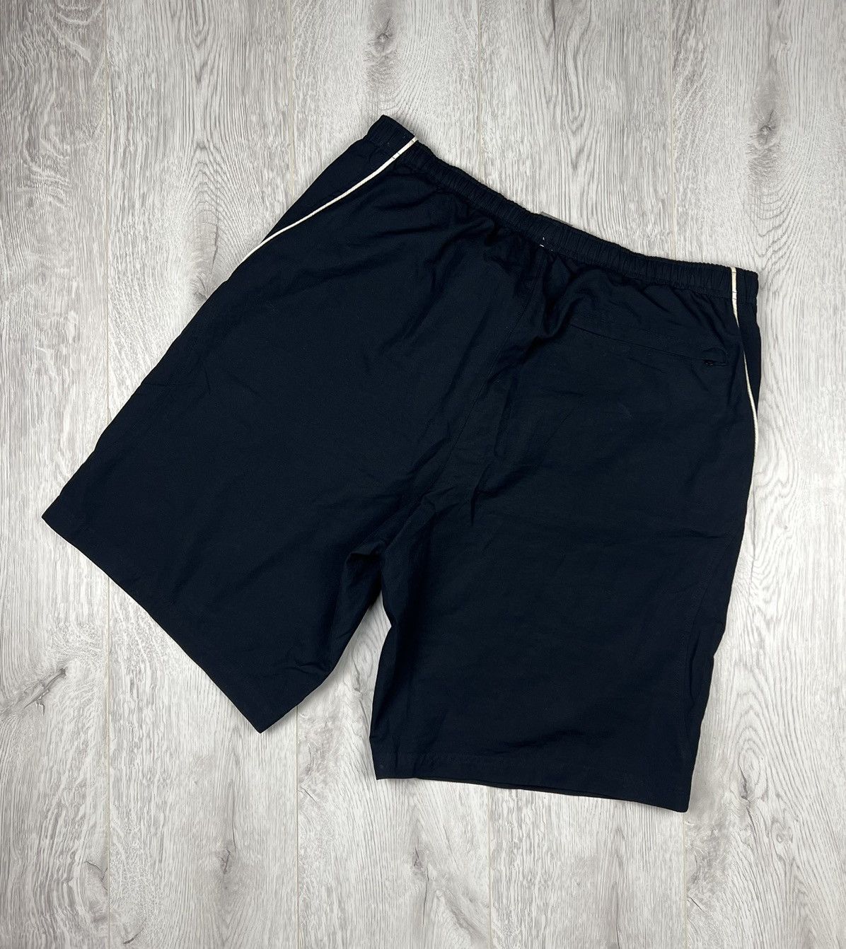 Nike Nike Shorts Vintage Size US 34 / EU 50 - 2 Thumbnail
