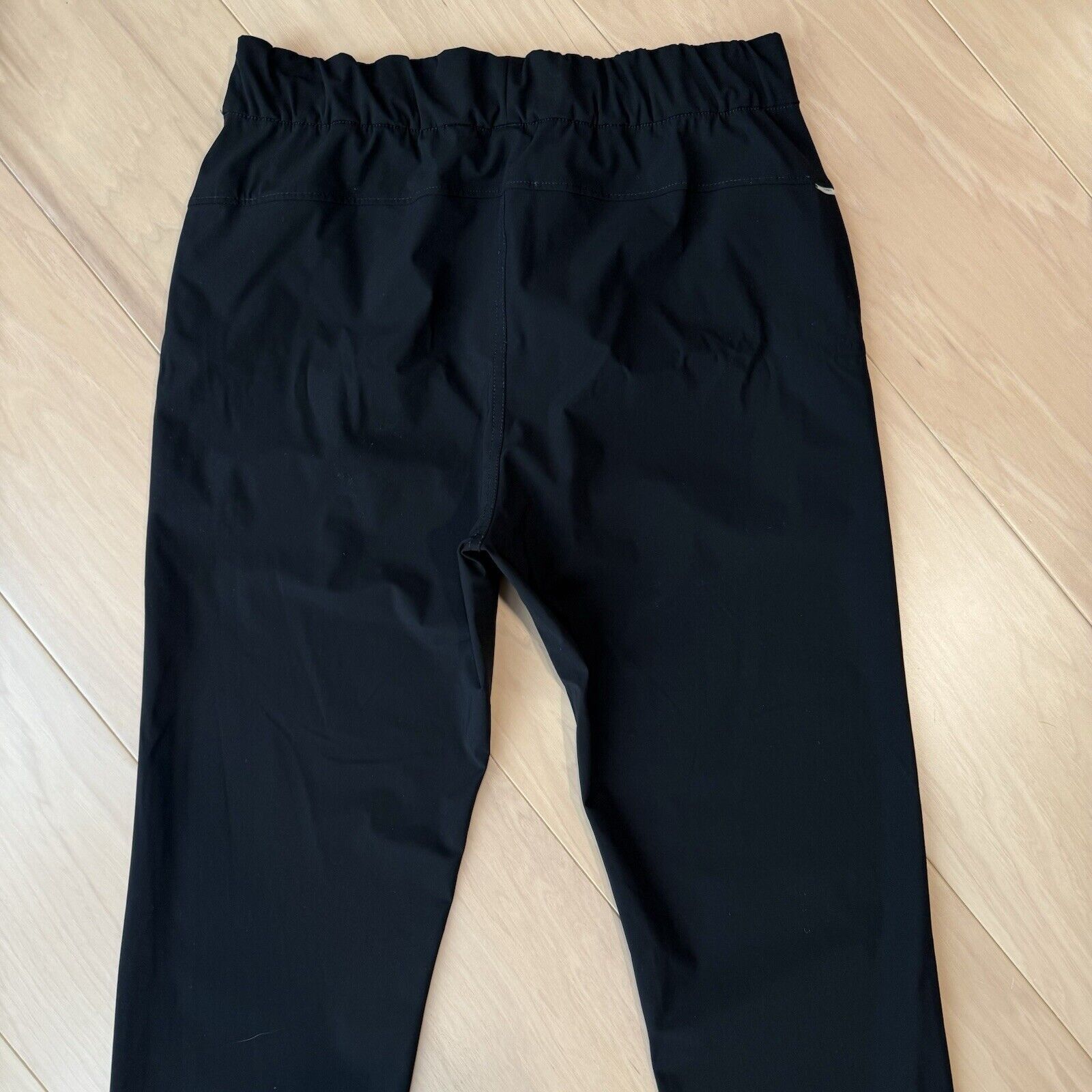 Vuori Vuori Miles Ankle Pants Women's M Black Comfy Sweatpants Size 28" / US 6 / IT 42 - 7 Thumbnail