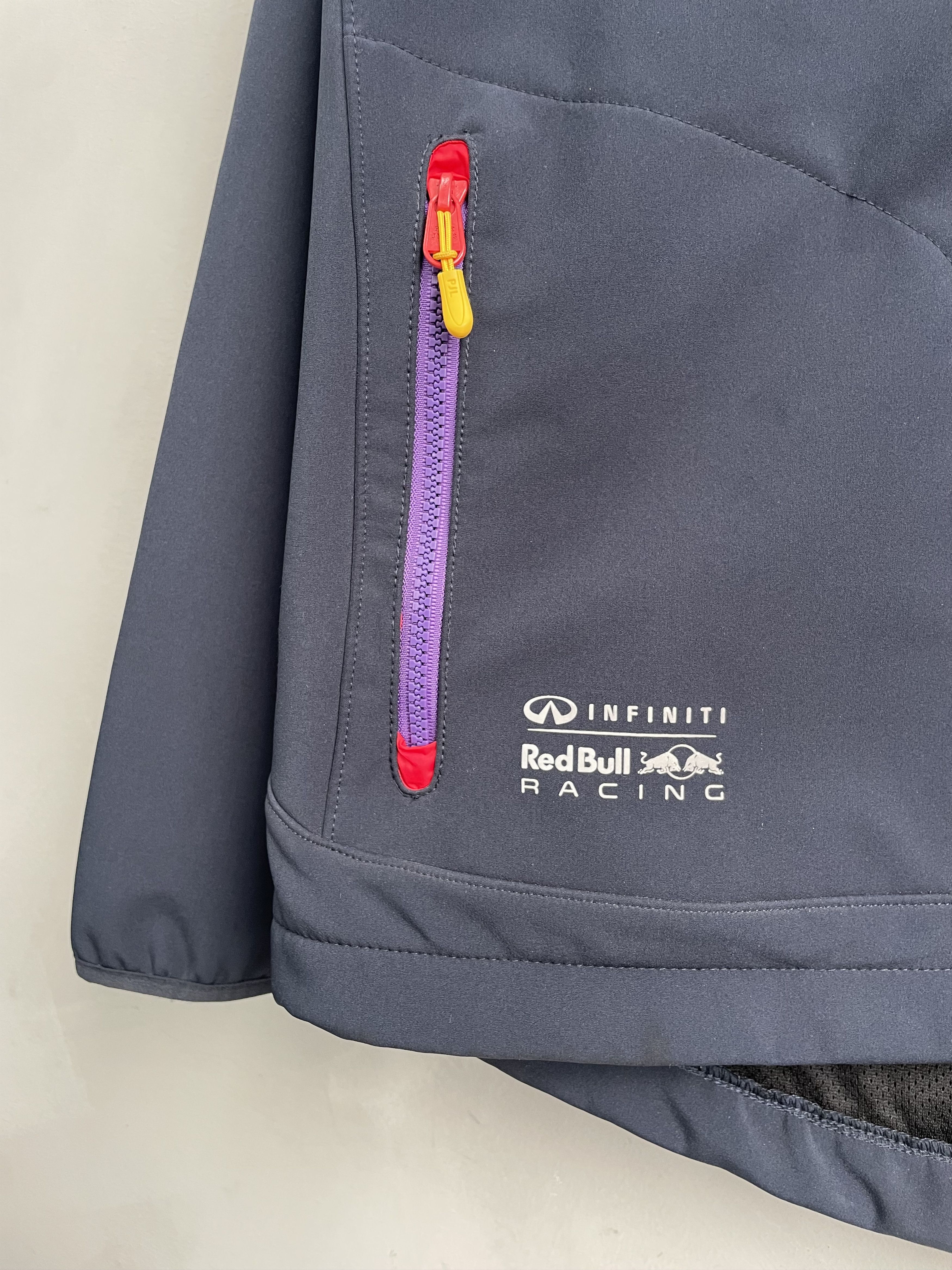 Pepe Jeans Racing red bull team F1 jacket softshell Size US S / EU 44-46 / 1 - 6 Thumbnail