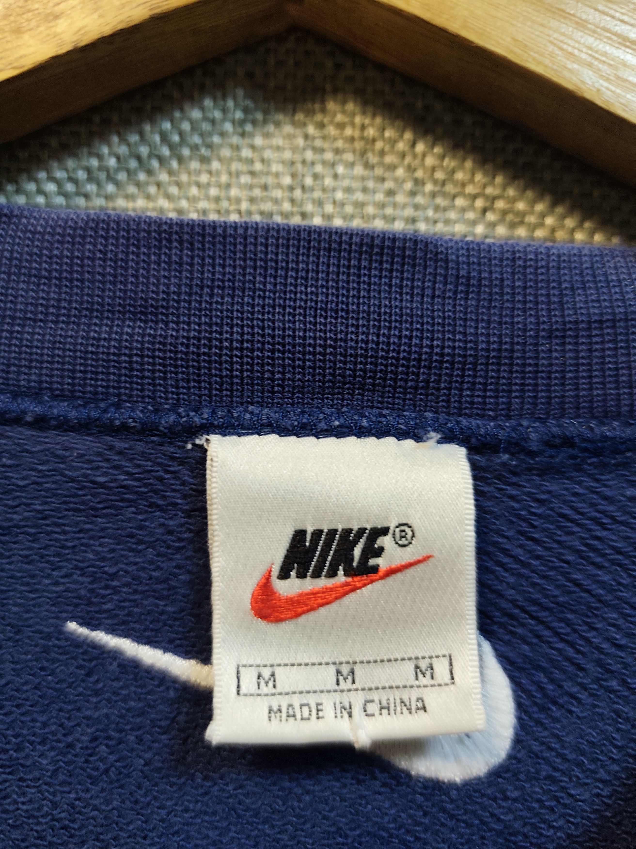 Nike Vintage 90s Sweatshirt Nike Spell Out Size US M / EU 48-50 / 2 - 5 Thumbnail