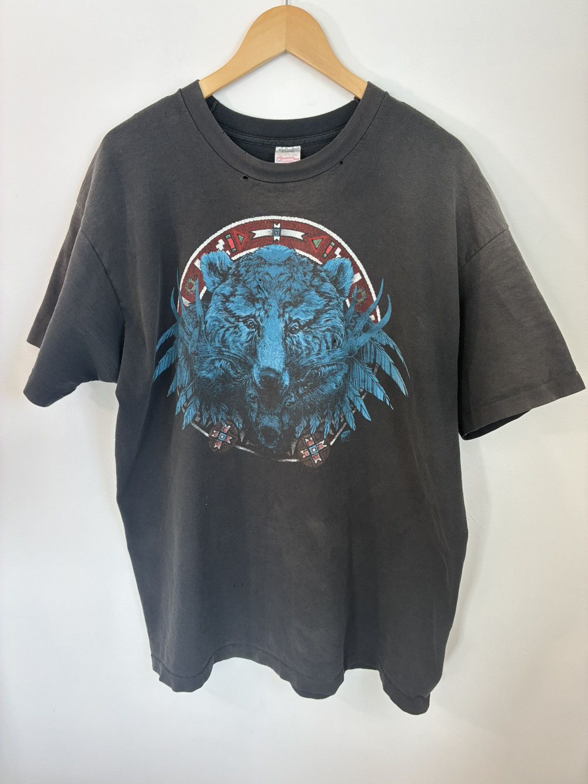 Vintage Sun Faded Native Animal Graphic Single Stitch Thrashed Tee Size US XXL / EU 58 / 5 - 1 Thumbnail