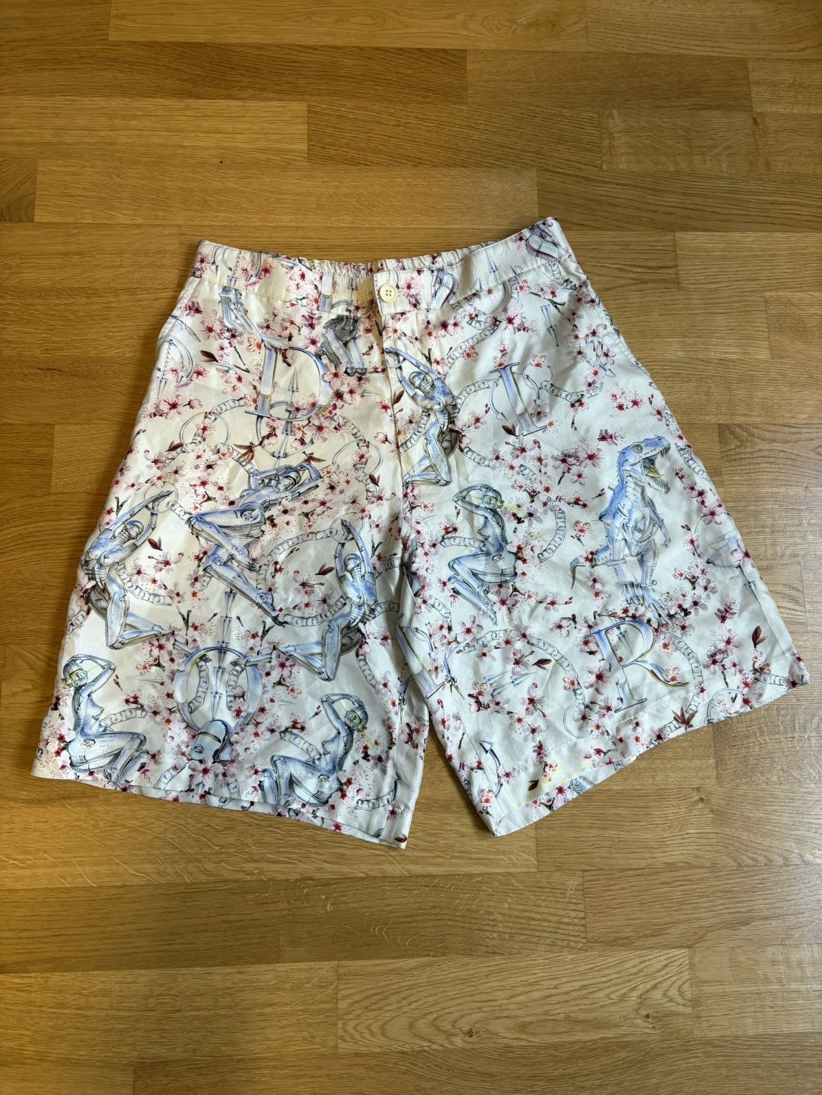 Dior Dior silk shorts Size US 30 / EU 46 - 1 Thumbnail