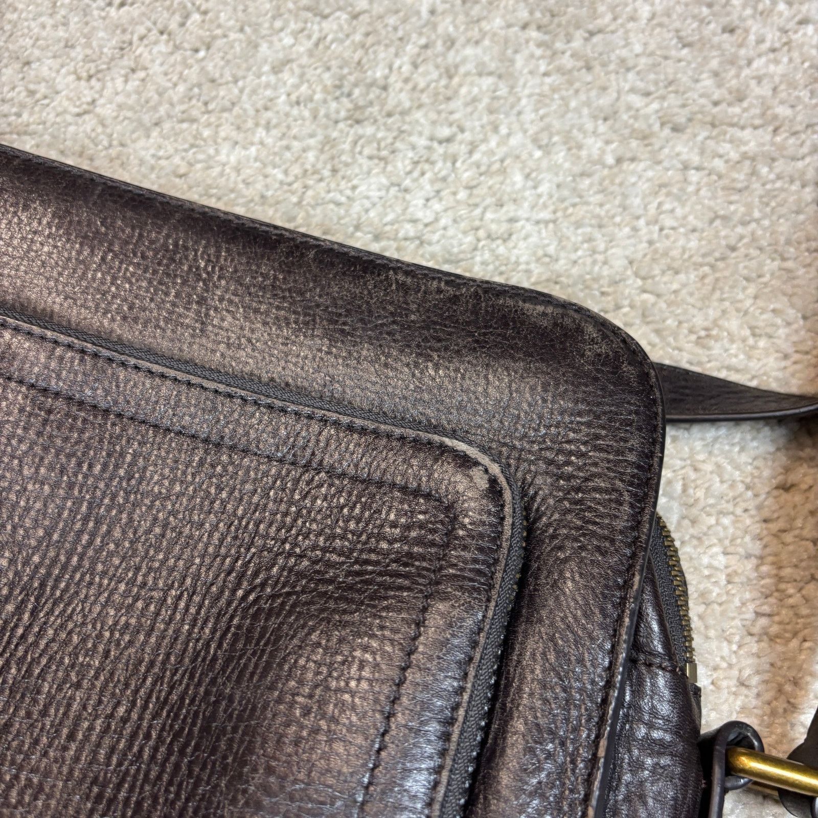 Louis Vuitton Louis Vuitton Taiga Brown Leather Messenger Shoulder Bag Size ONE SIZE - 20 Thumbnail