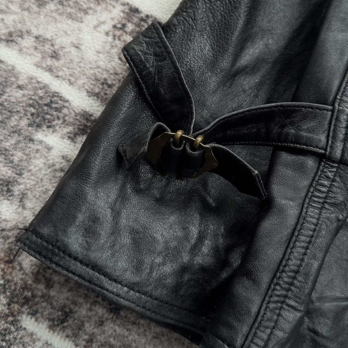 Playboy VINTAGE PLAYBOY TACTICAL LEATHER VEST JACKET BIKERS RARE 90s Size 40R - 13 Thumbnail