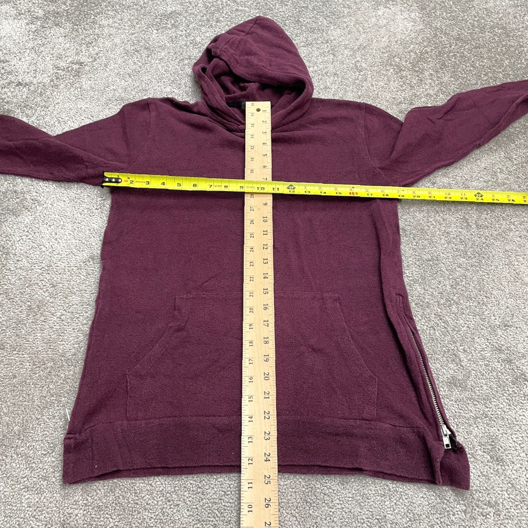 Forever 21 FOREVER 21 Hoodie Pullover Sweatshirt Mens Small Maroon Zip Hooded All Seasons Outdoor Casual Regular Fit Knitt Red/Cotton Size US S / EU 44-46 / 1 - 7 Thumbnail