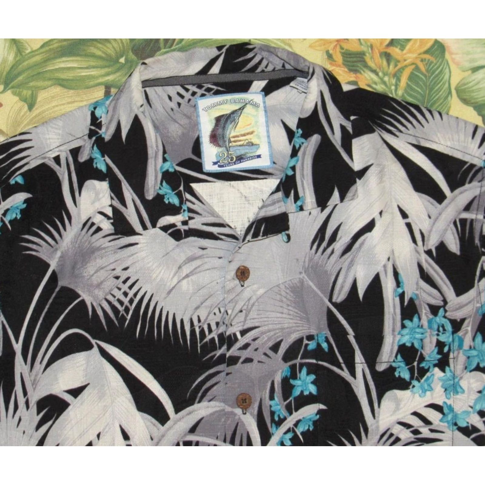 Tommy Bahama TOMMY BAHAMA 25 Year Of Paradise Silk Short Sleeve Hawaiian Shirt Large L Black Mens Size US L / EU 52-54 / 3 - 2 Thumbnail