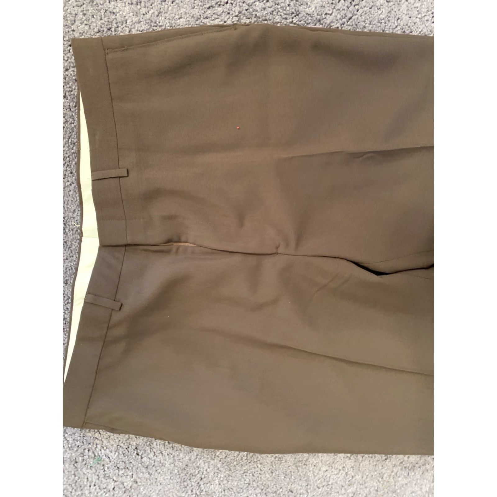 Haggar Haggar Men Brown Pleated Front Dress Pants Size 36 x 34, Regular, Classic Fit, Straight Leg, Zip, Pockets, Machine Washable, Vintage No Size US 36 / EU 52 - 4 Thumbnail