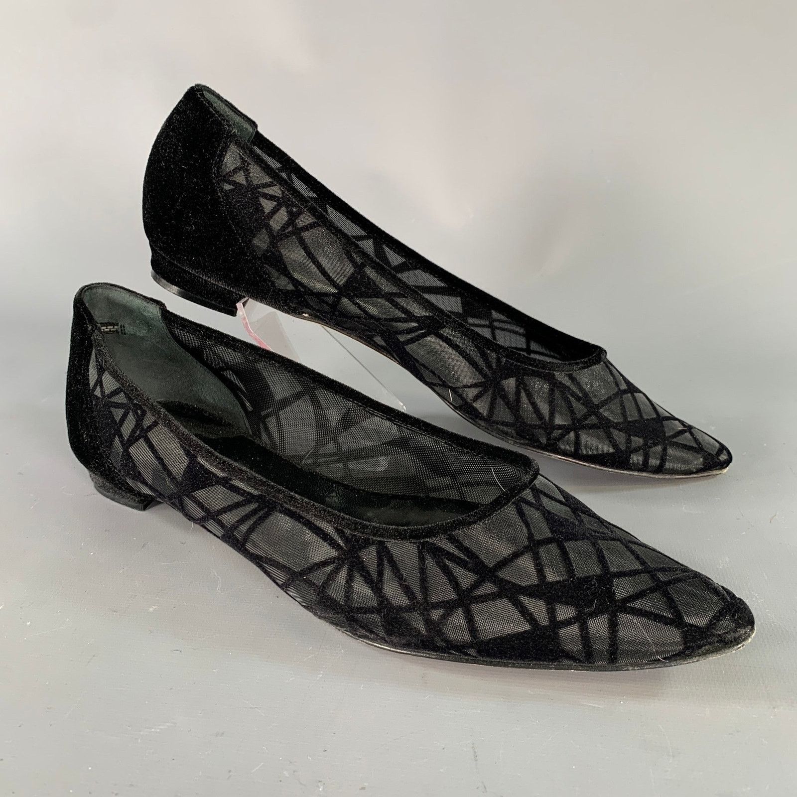 Size 9 Black Velvet Geometric Pointed Toe Flats