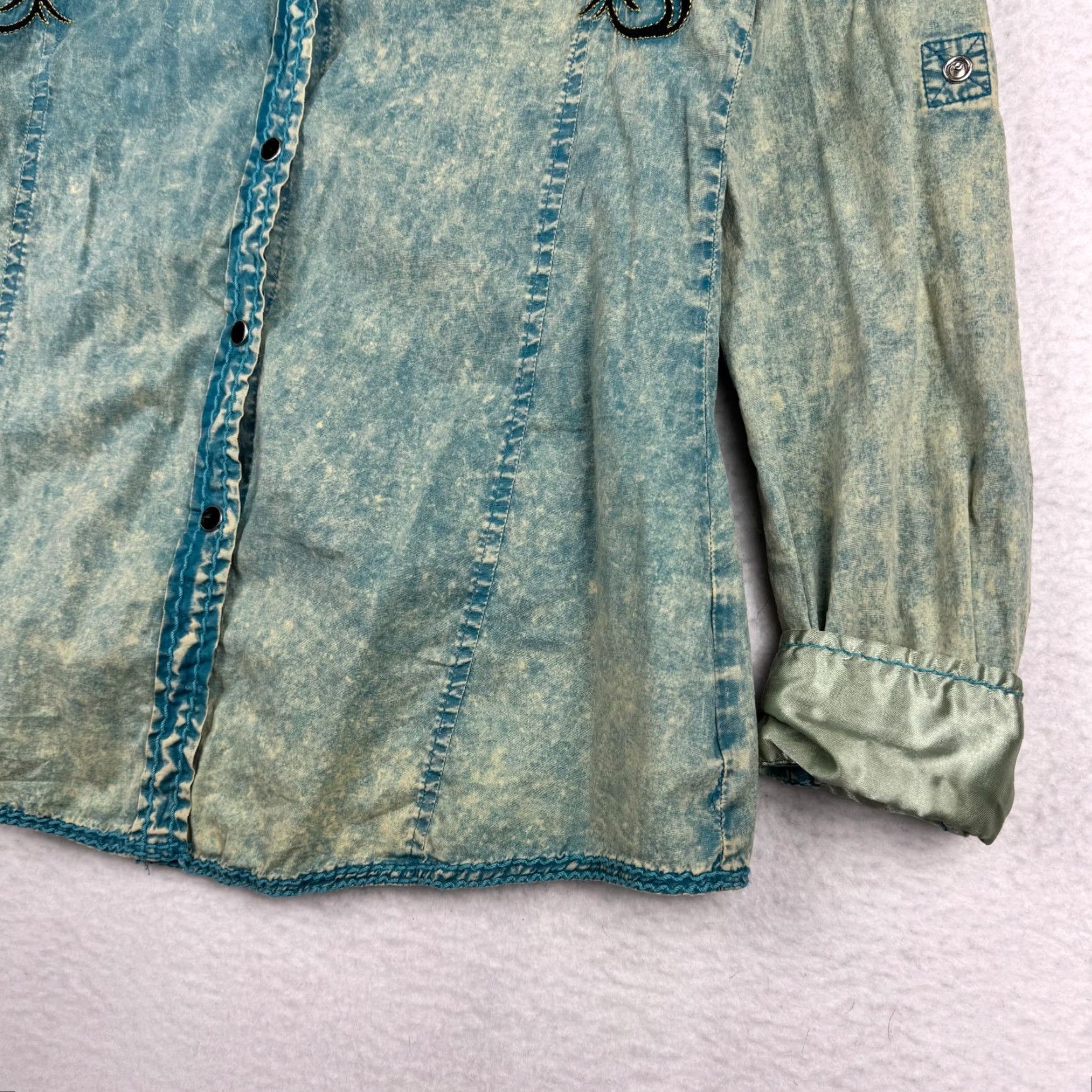 Roar ROAR Womens Medium Overdyed Grunge Rhinestone Embroidered Pearl Snap Shirt Size M / US 6-8 / IT 42-44 - 3 Thumbnail