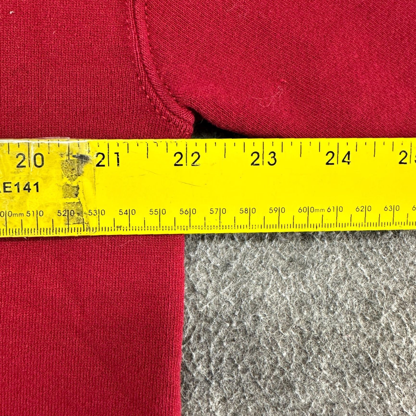 Russell Athletic VINTAGE Russell Sweatshirt Mens L Red Pullover 1/2 Zip Cotton 90s Seattle Reign Sweatshirt Size US L / EU 52-54 / 3 - 7 Thumbnail