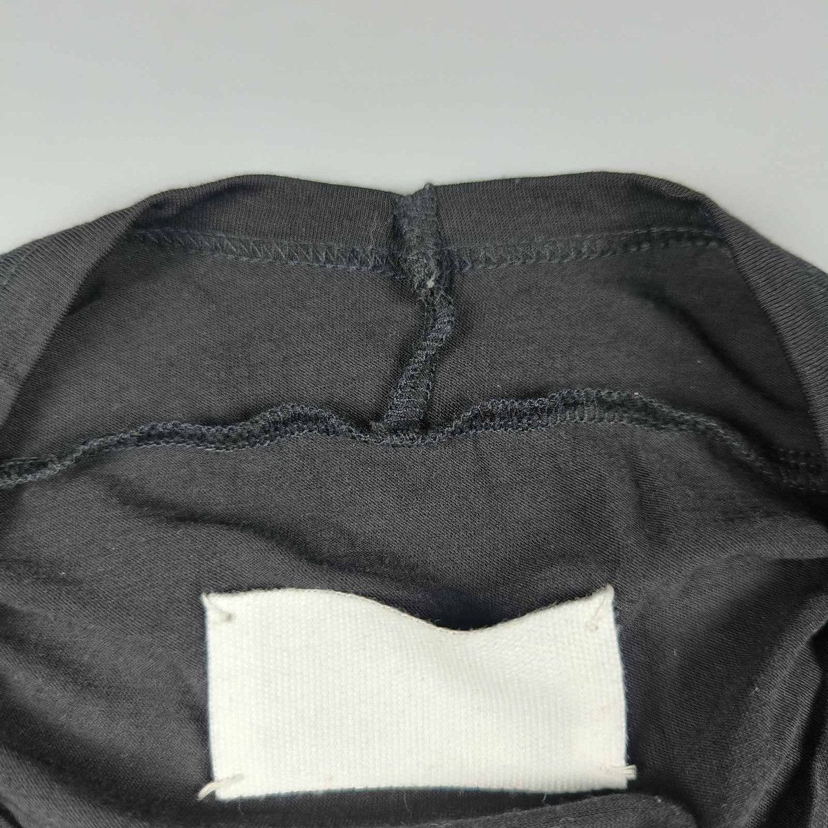 Maison Margiela Maison Martin Margiela Blank Tag Cut Sew Flat Garment Era Size US S / EU 44-46 / 1 - 4 Thumbnail