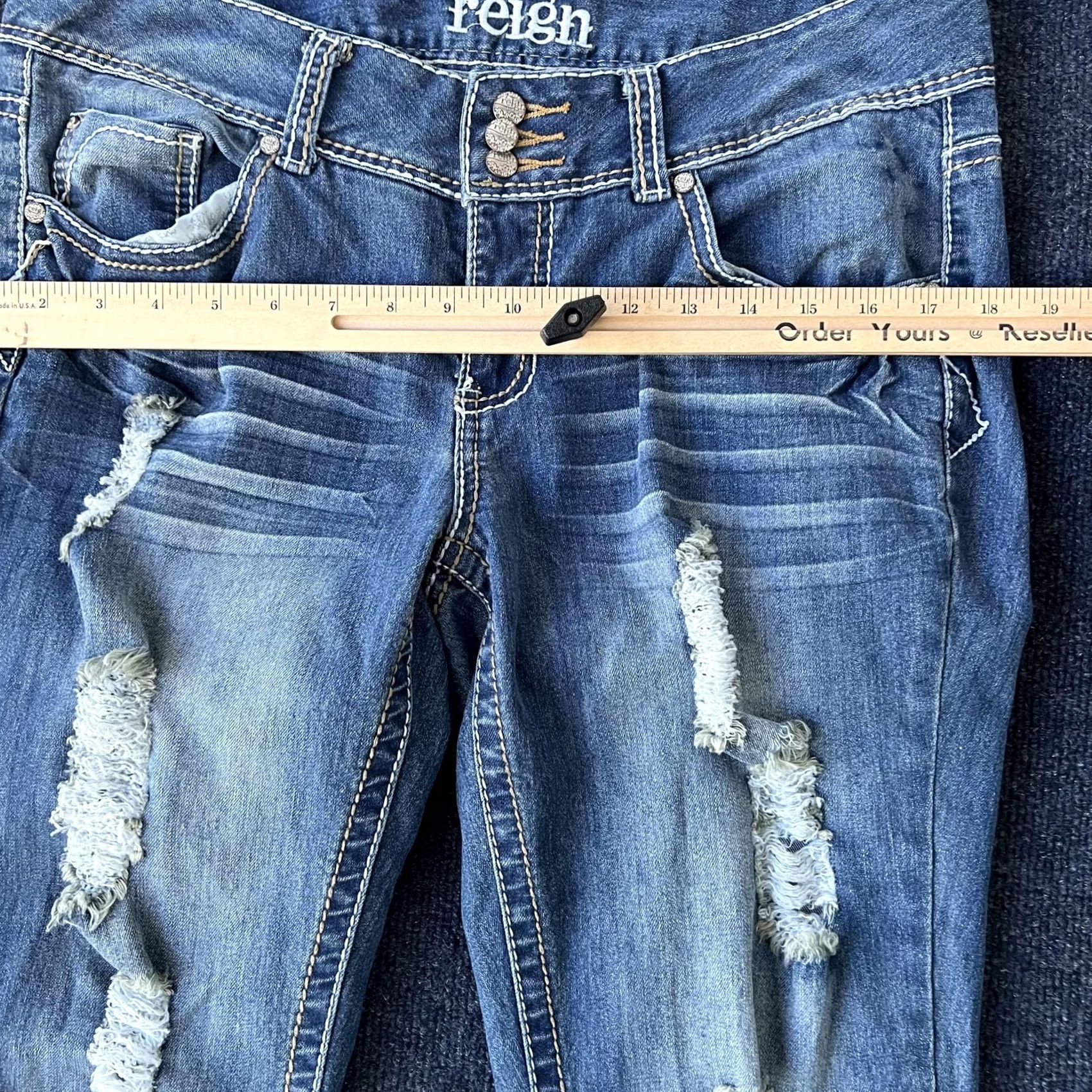 Vintage Reign Jeans Womens 14 Blue Distressed Straight Leg Embroidered Pockets Denim Size 36" / US 14 / IT 50 - 4 Thumbnail