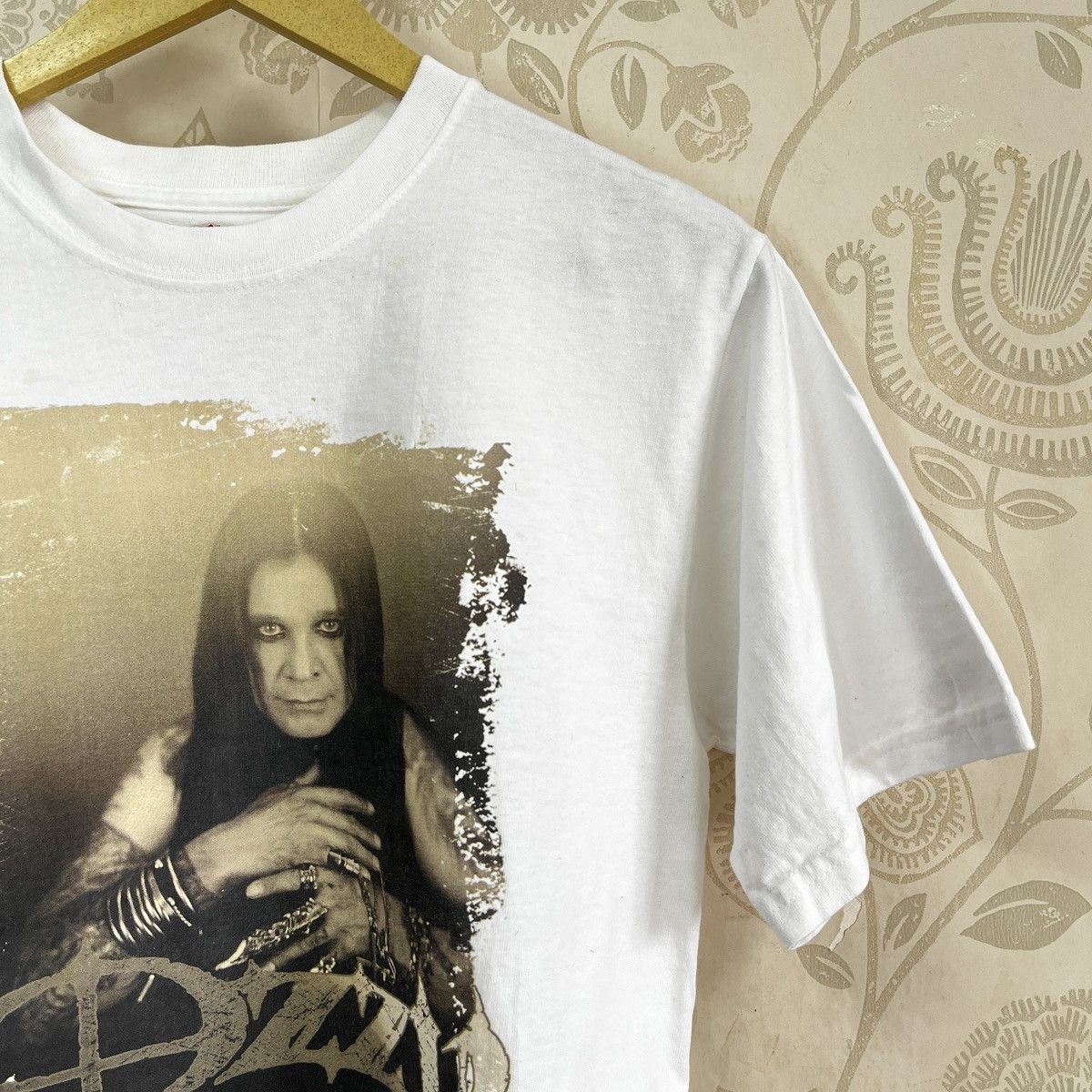 Ozzy Osbourne × Vintage Vintage Ozzy Osbourne Concert TShirt Copyright 2000 Size US S / EU 44-46 / 1 - 6 Thumbnail