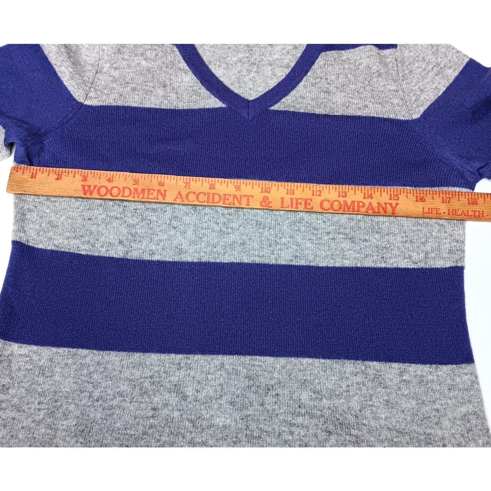 Vintage Fenn Wright Manson Sweater Women M Cashmere V Neck Gray Purple Striped Pullover Size M / US 6-8 / IT 42-44 - 4 Thumbnail