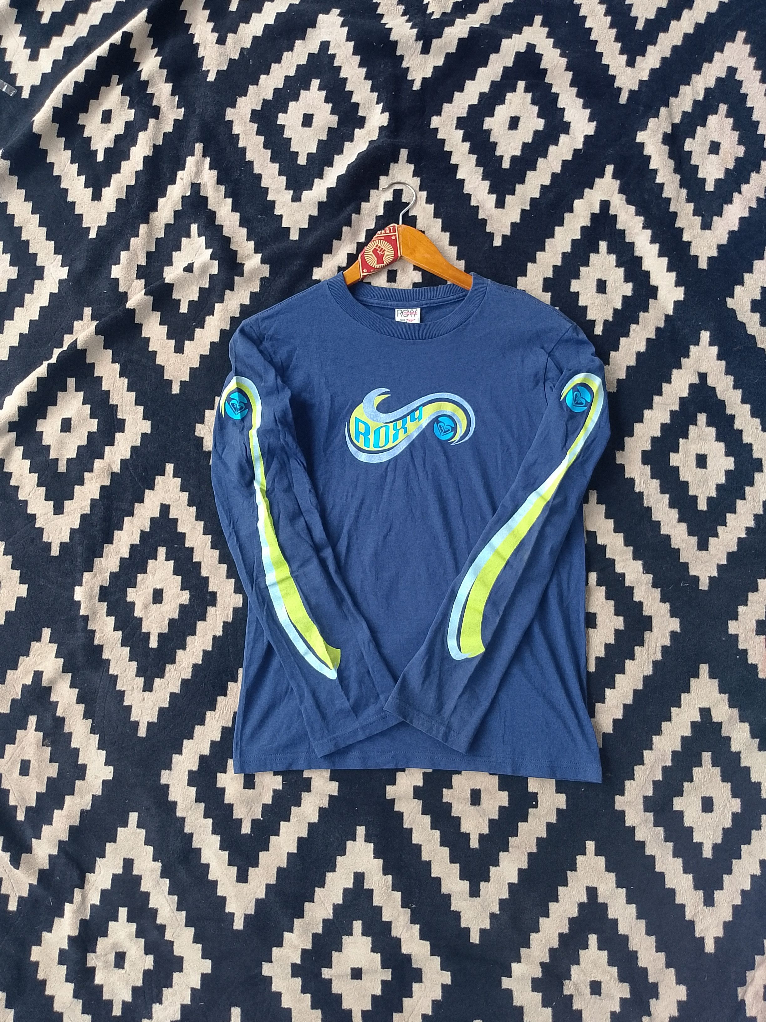 Quiksilver 💥 Vintage Surfwear Roxy Quiksilver Long Sleeve T-shirt Size US S / EU 44-46 / 1 - 2 Thumbnail