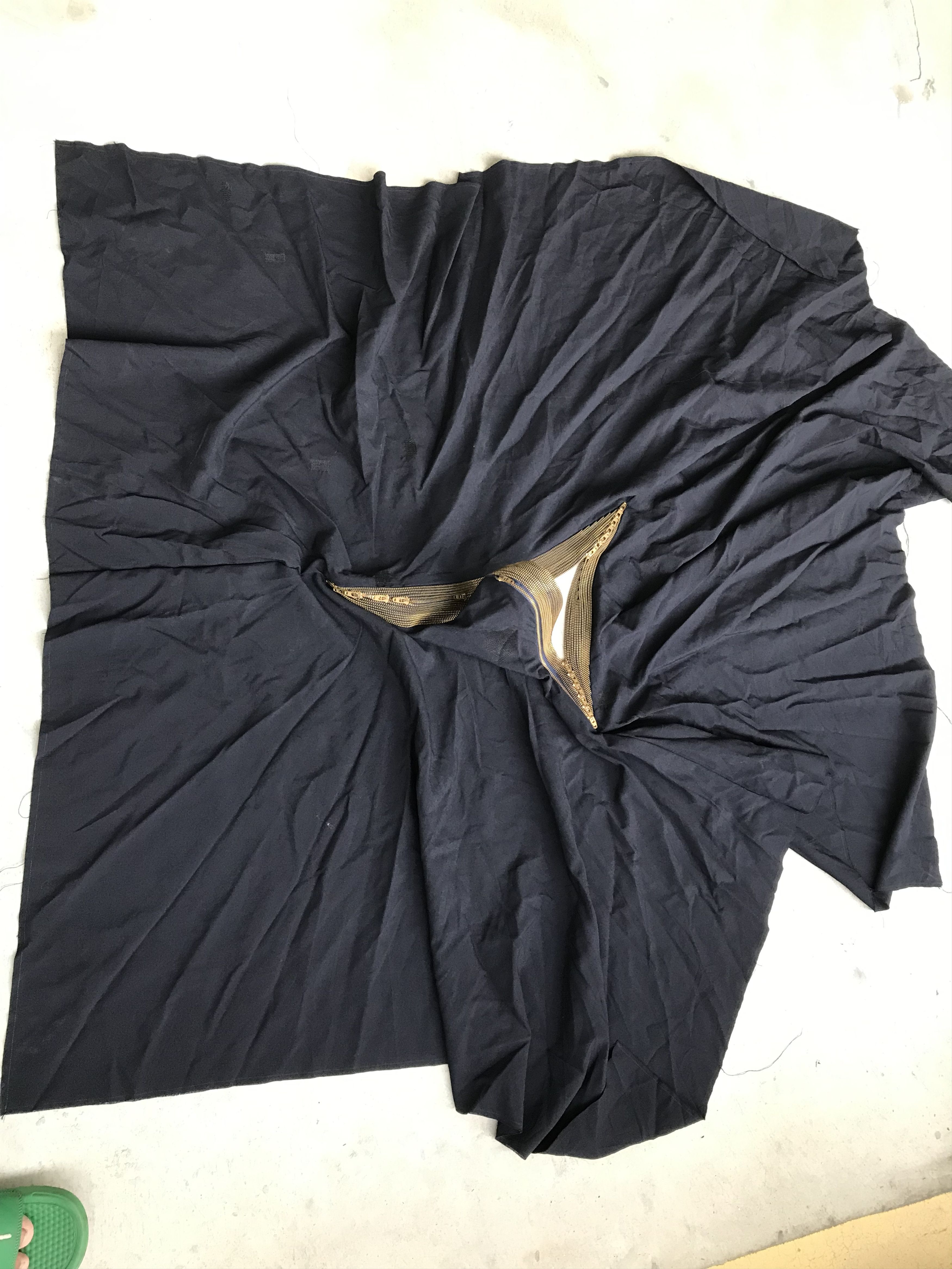 Comme des Garcons Distressed zipper trimmed draped raw handkerchief skirt Size 30" / US 8 / IT 44 - 16 Thumbnail