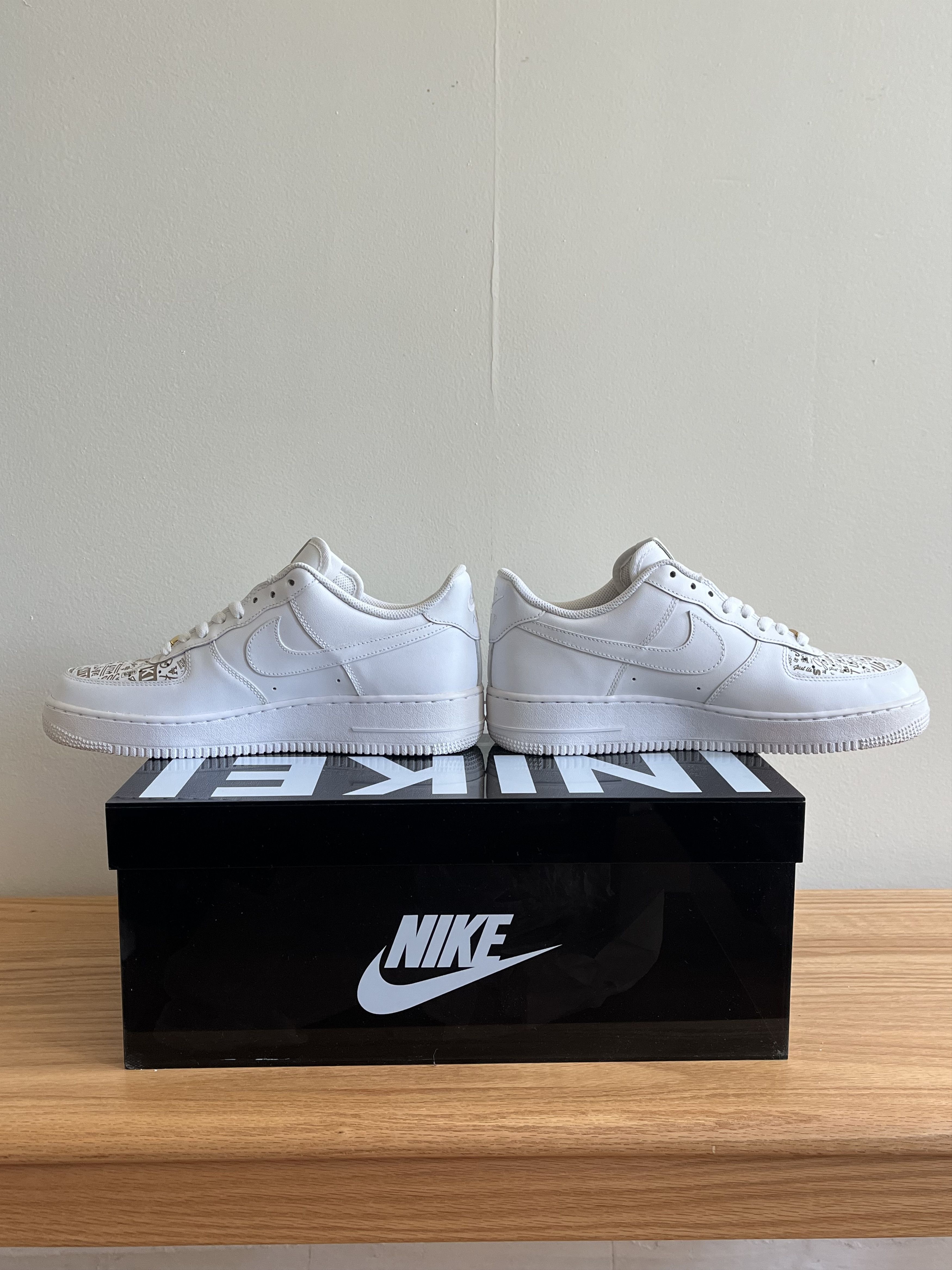 Kith × Nike Kith x Nike “Just Us” Air Force 1 Friends and Family Size US 9 / EU 42 - 8 Thumbnail