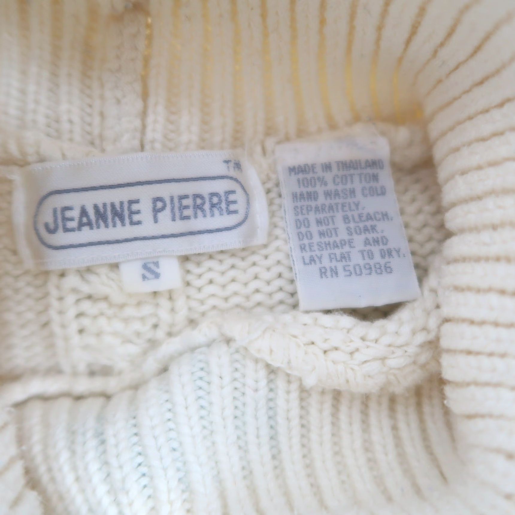 Vintage VINTAGE Jeanne Pierre Cream and Black Diamond Check Cable Knit Turtleneck Sweater M Womens Long Sleeve Knit Cotton 90s Holiday Casual Mens Girls Size M / US 6-8 / IT 42-44 - 6 Thumbnail