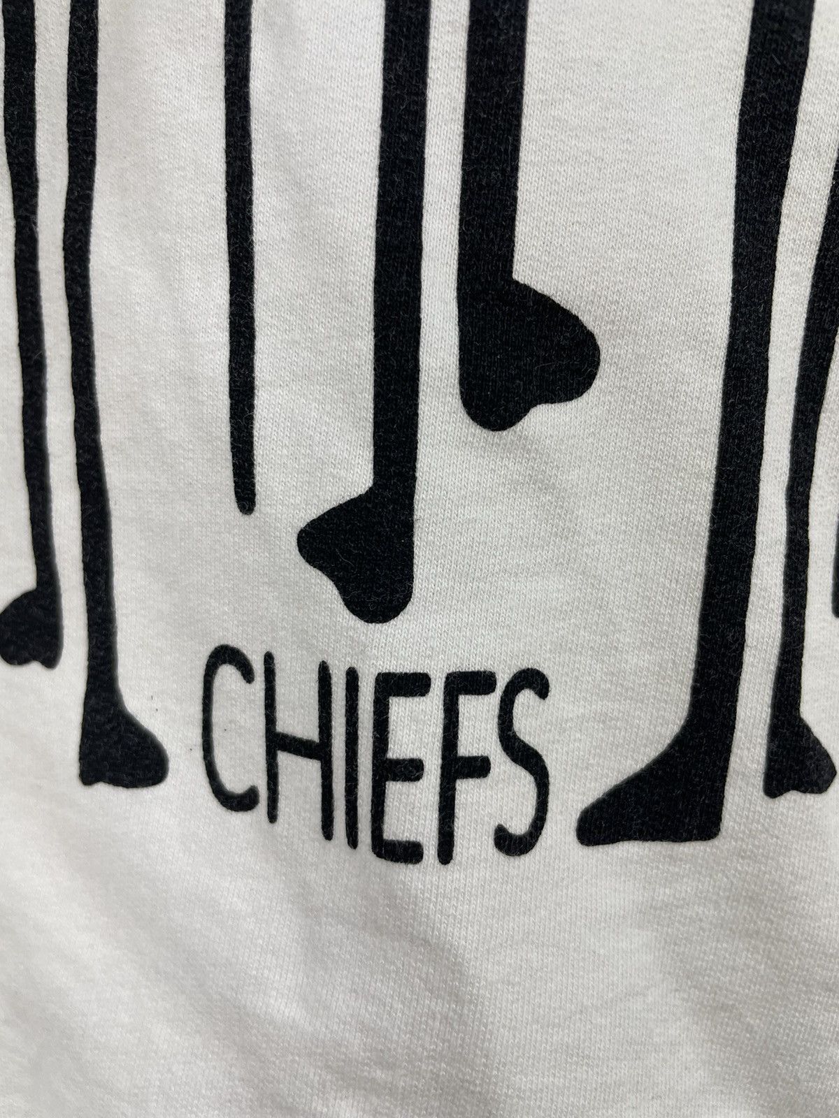 Vintage Vintage 90s John Malagala Chief art t shirt Size US XL / EU 56 / 4 - 6 Thumbnail