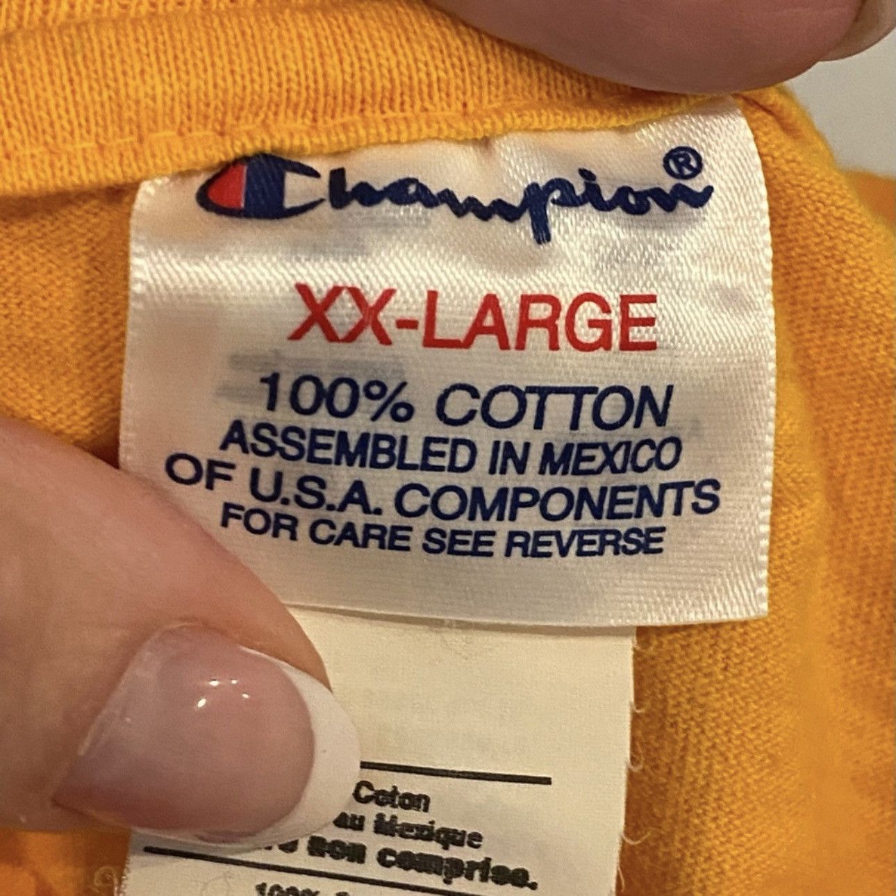 Champion RARE Chicago Bulls Champion TShirt Yellow Red XXL Size US XXL / EU 58 / 5 - 3 Thumbnail