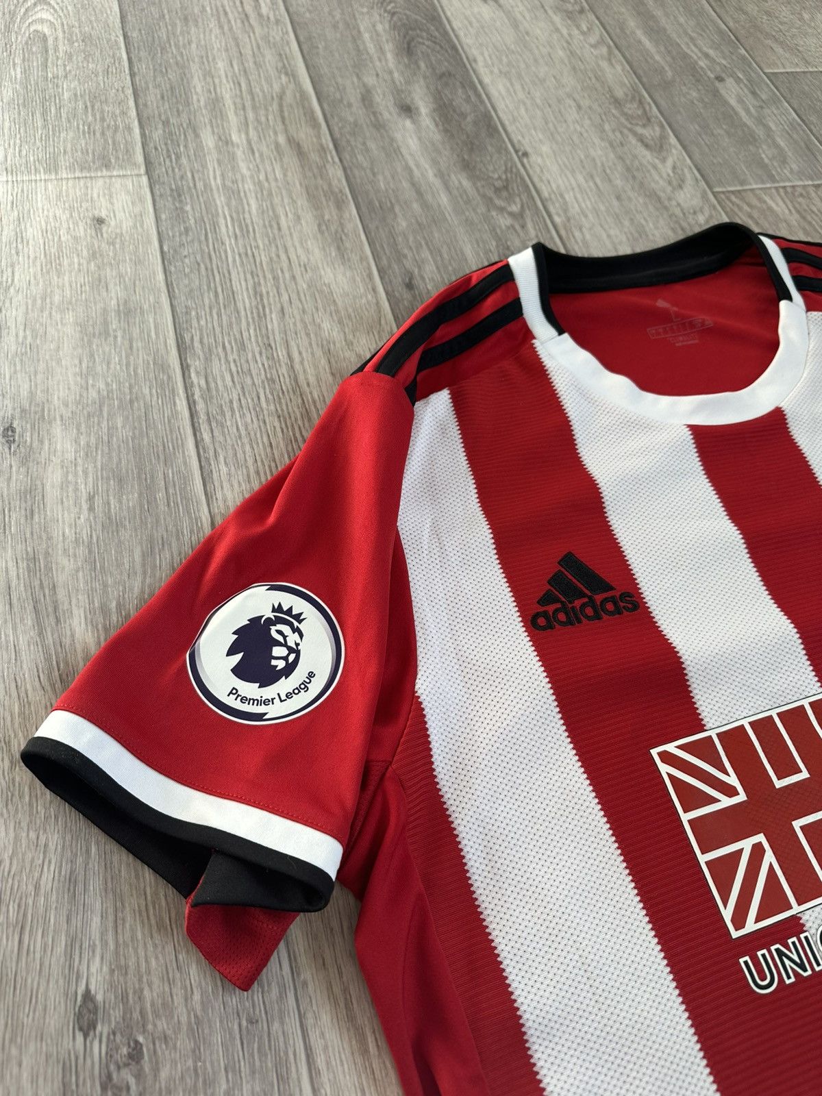 Adidas Vintage Adidas Sheffield United Home Tee T-Shirt white red Size US L / EU 52-54 / 3 - 4 Thumbnail