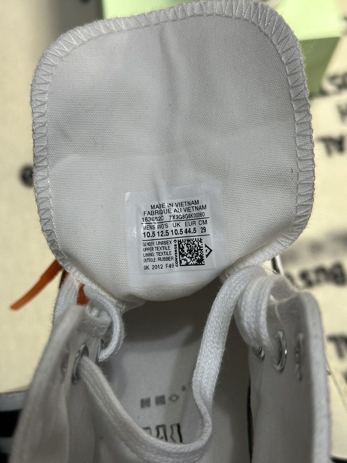 Converse × Off-White × Virgil Abloh Converse Chuck Taylor All Star 70 Hi Off-White Size US 10.5 / EU 43-44 - 6 Thumbnail