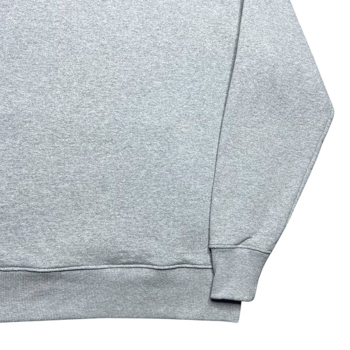 A24 A24 Movies Grey Embroidered Patch Pullover Hoodie Sz L Size US L / EU 52-54 / 3 - 20 Thumbnail