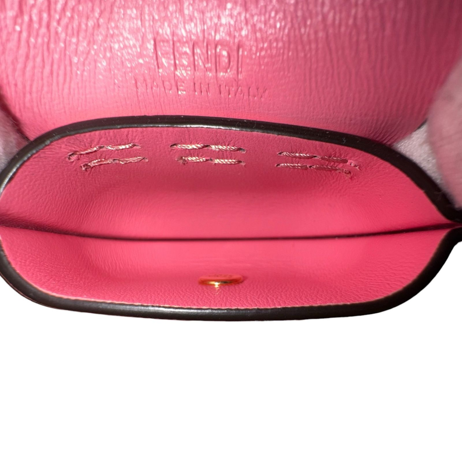 Fendi Fendi Pico Baguette Airpods Case Size ONE SIZE - 11 Thumbnail