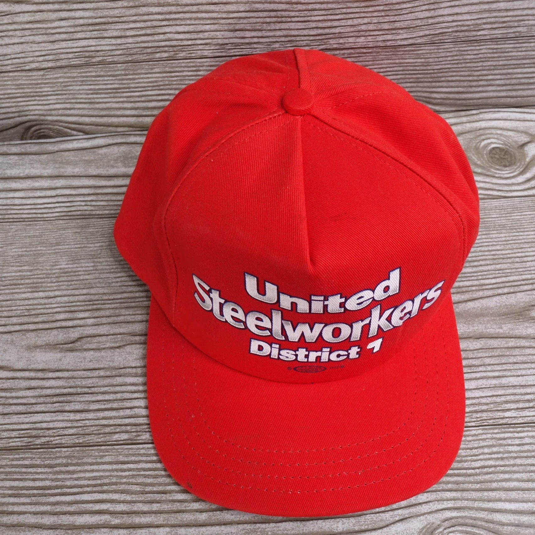 Vintage Vintage United Steelworkers District 1 Red Trucker Hat Adjustable Cap Unisex Casual Fall Spring Summer Winter Size ONE SIZE - 2 Thumbnail