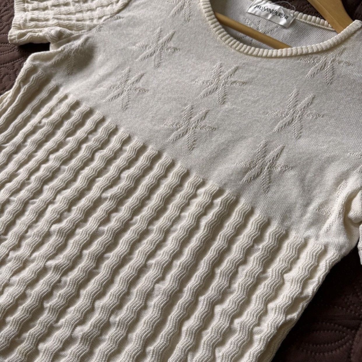 Yves Saint Laurent VINTAGE Yves Saint Laurent YSL Textured Cable Knit Short S/L Size S / US 4 / IT 40 - 3 Thumbnail