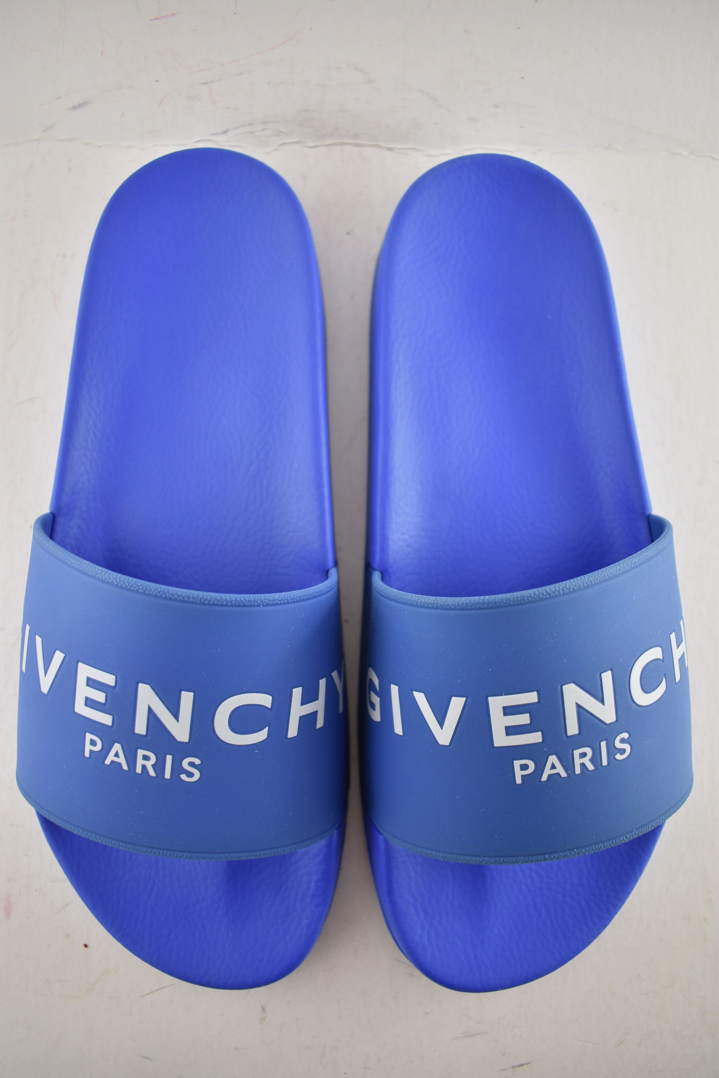 Givenchy Paris White Logo Rubber Pool Slide Sandal Flip Flop 44 11 Size US 11 / EU 44 - 7 Thumbnail